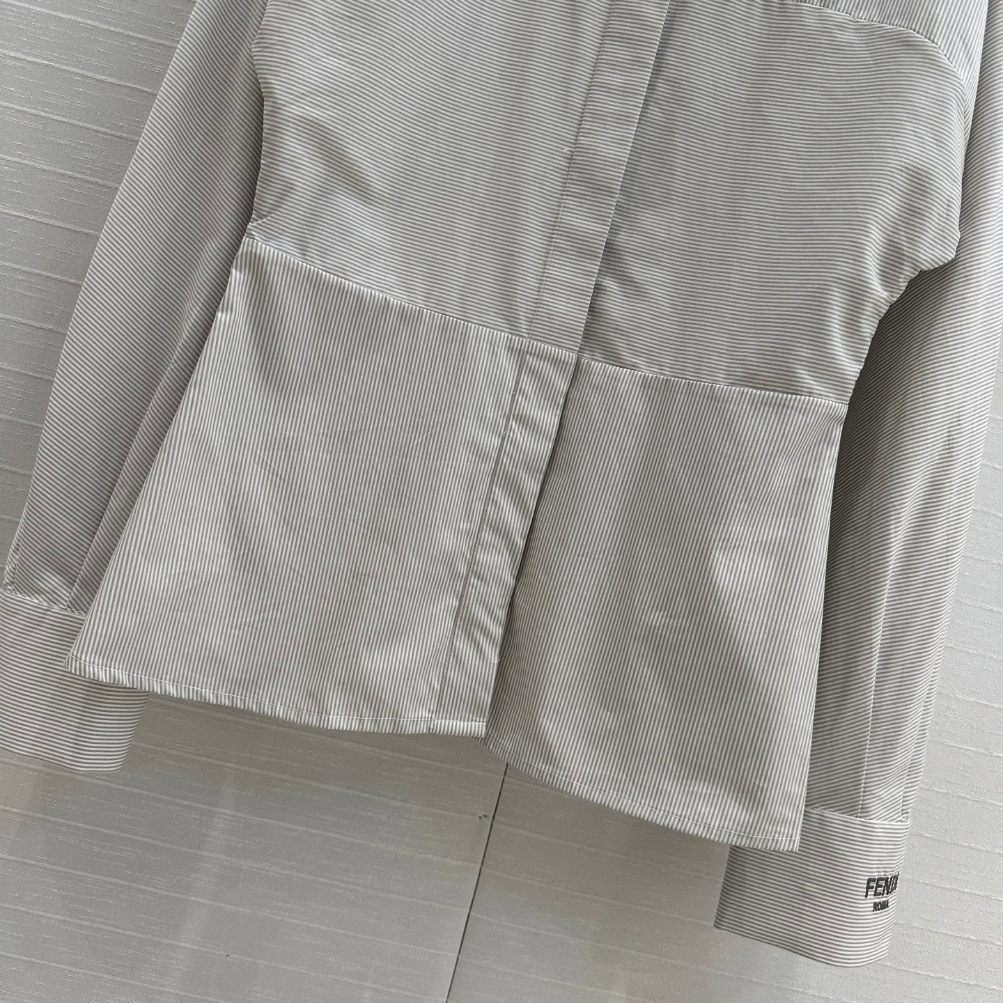 Fe 25ss buttons shirt