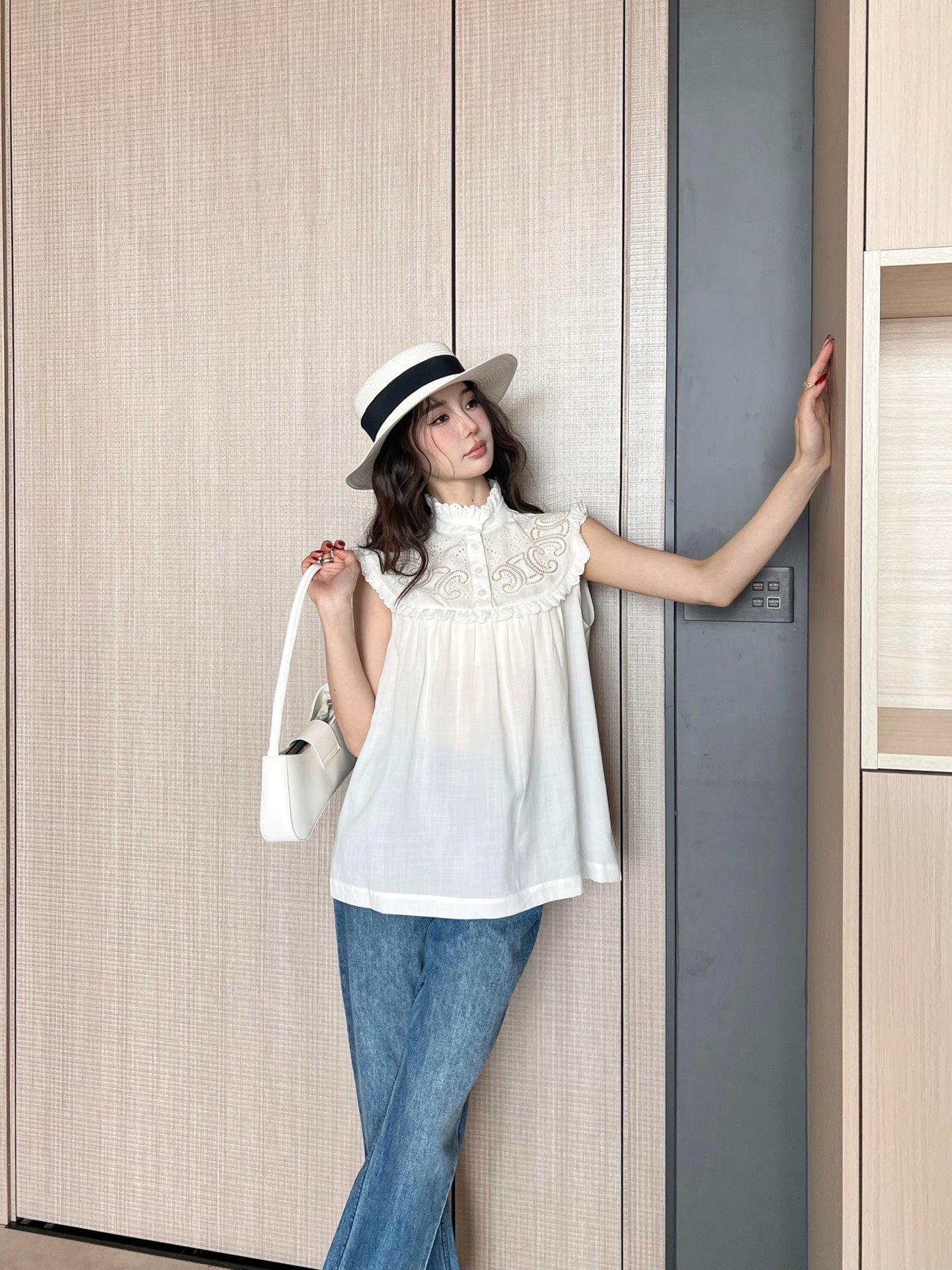 Ce 25ss hollow sleeveless shirt