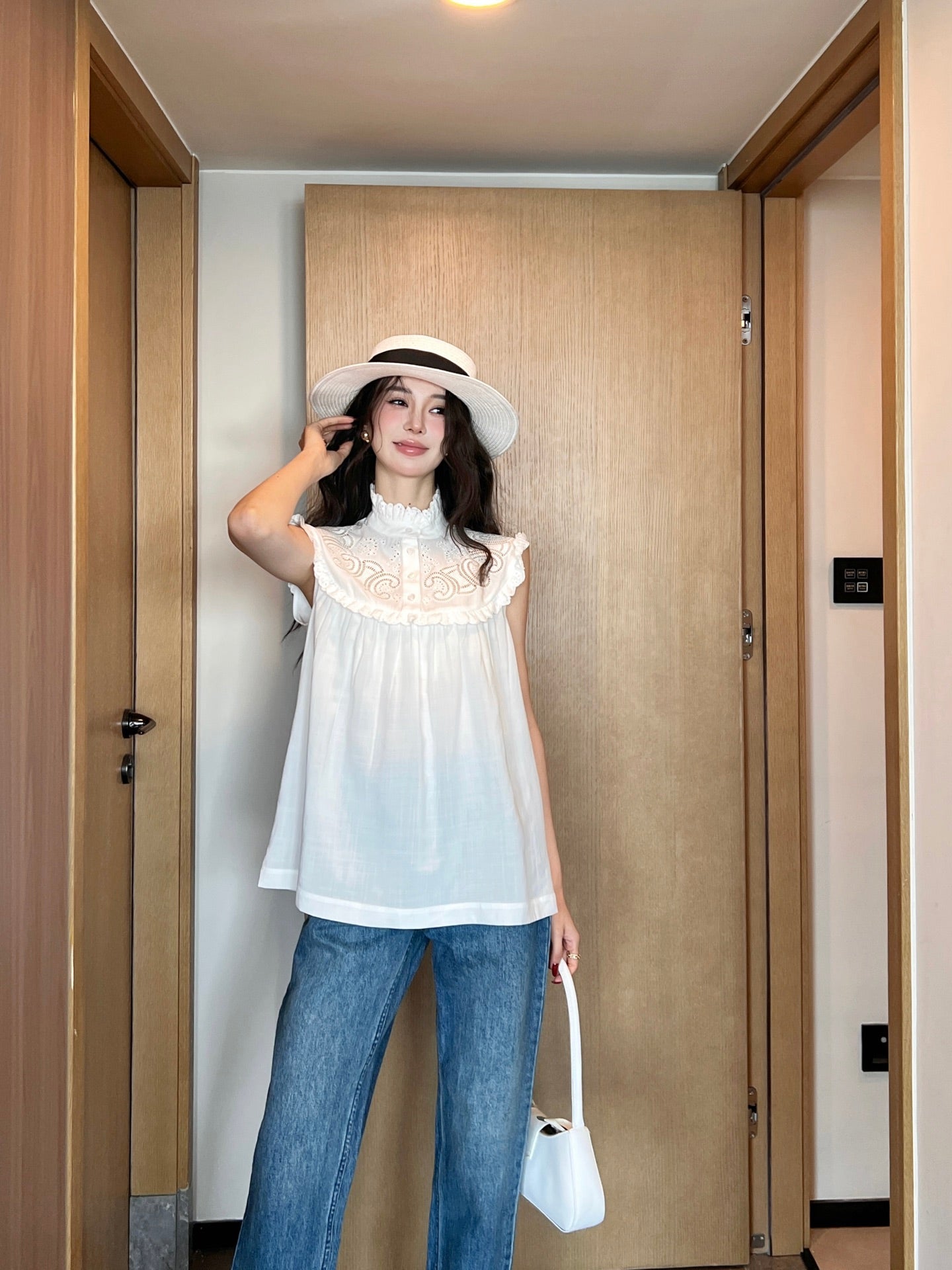 Ce 25ss hollow sleeveless shirt