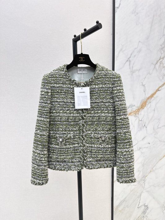 ch 25ss woven jacket