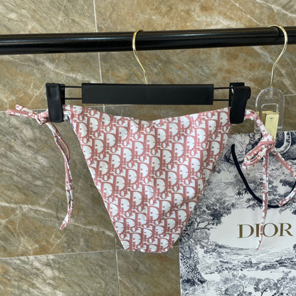 D reversible swimsuit