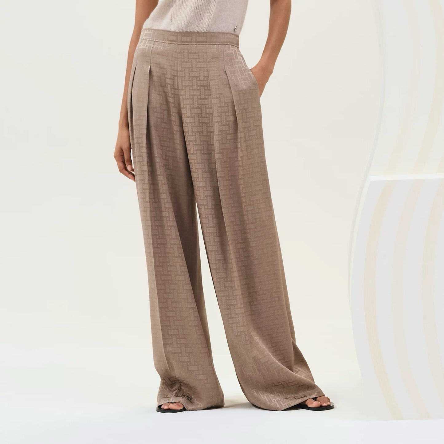 H 25ss wide leg pants