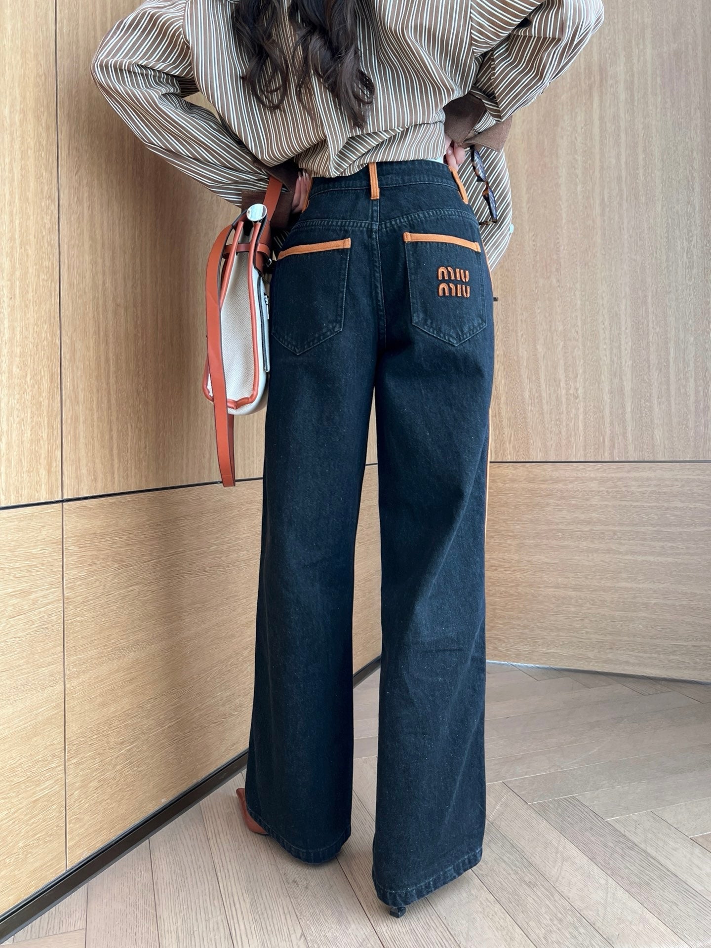 MI 25SS embroidered jeans