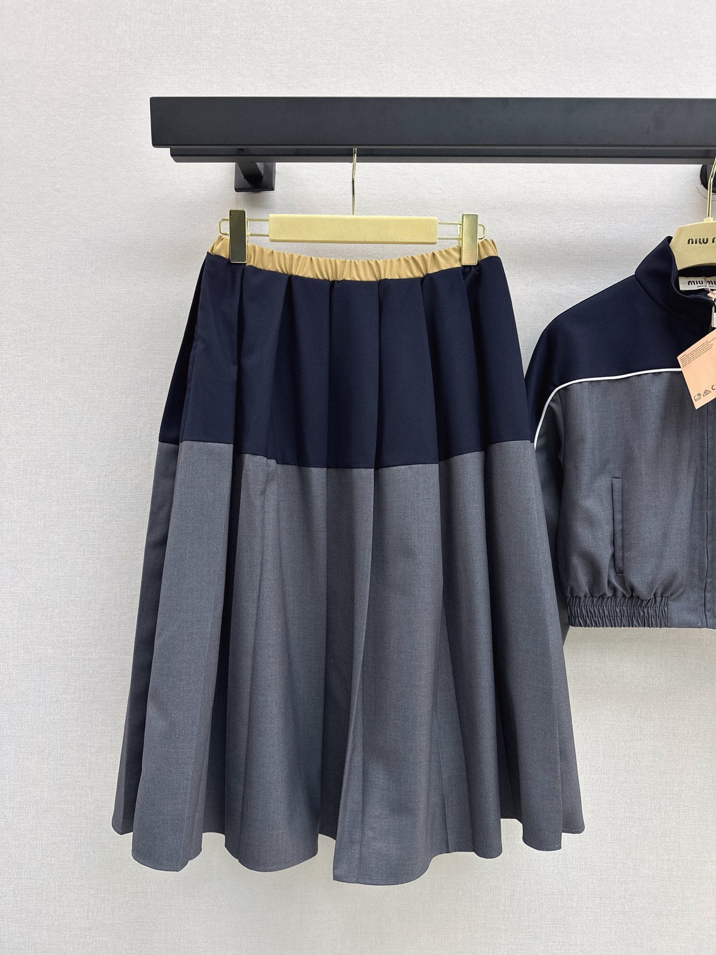 M 25ss crop jacket skirt suit