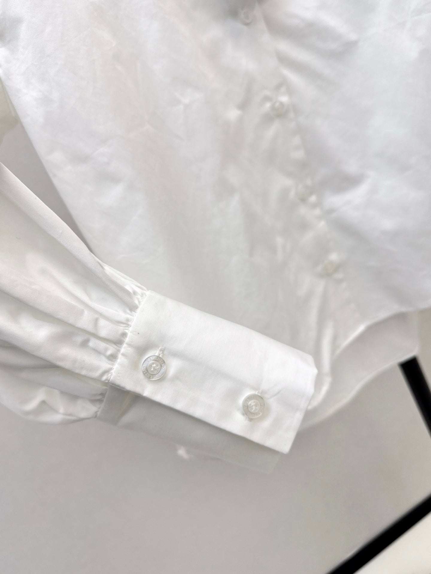 Val 25ss ruffle shirt