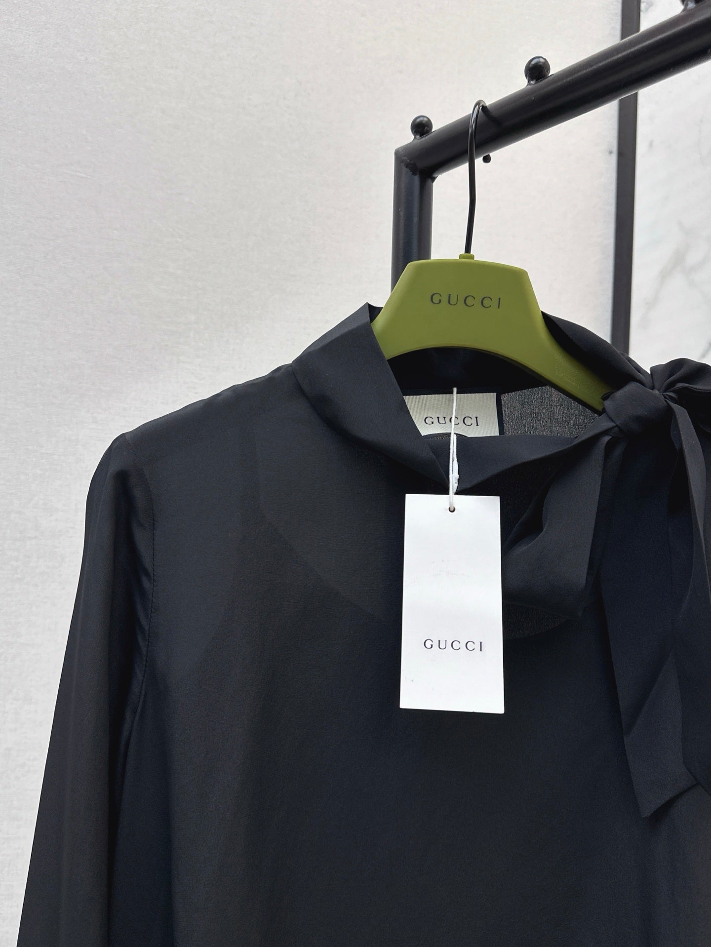 G 25ss silk shirt