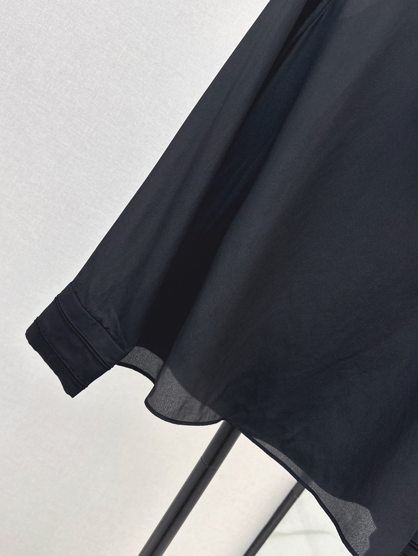 G 25ss silk shirt
