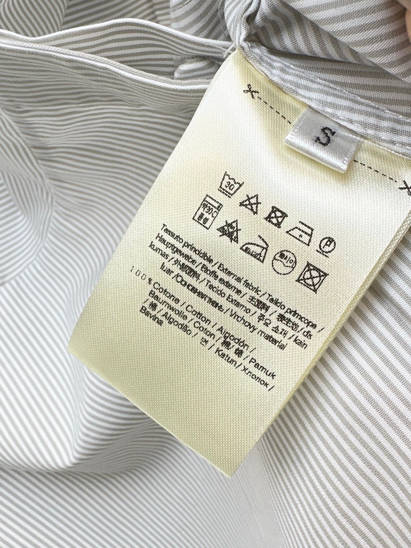 Fe 25ss buttons shirt