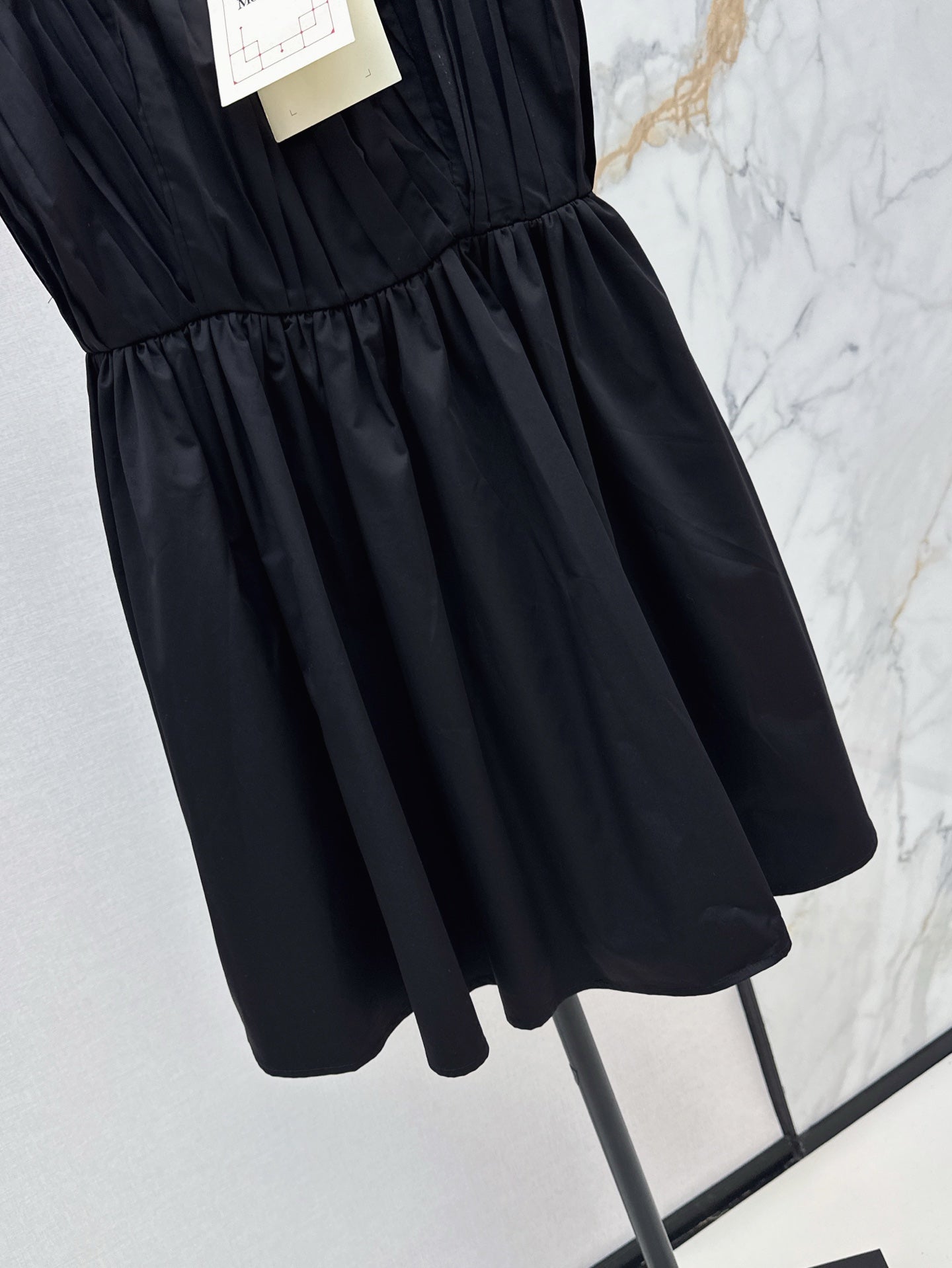 mc 25ss slip dress