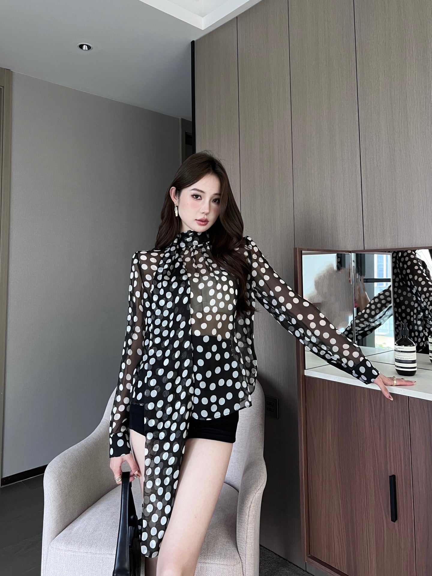 sa  25ss Silk shirt