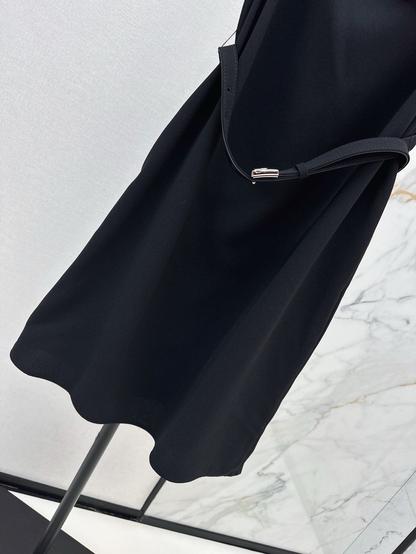 fe 25ss sleeveless dress