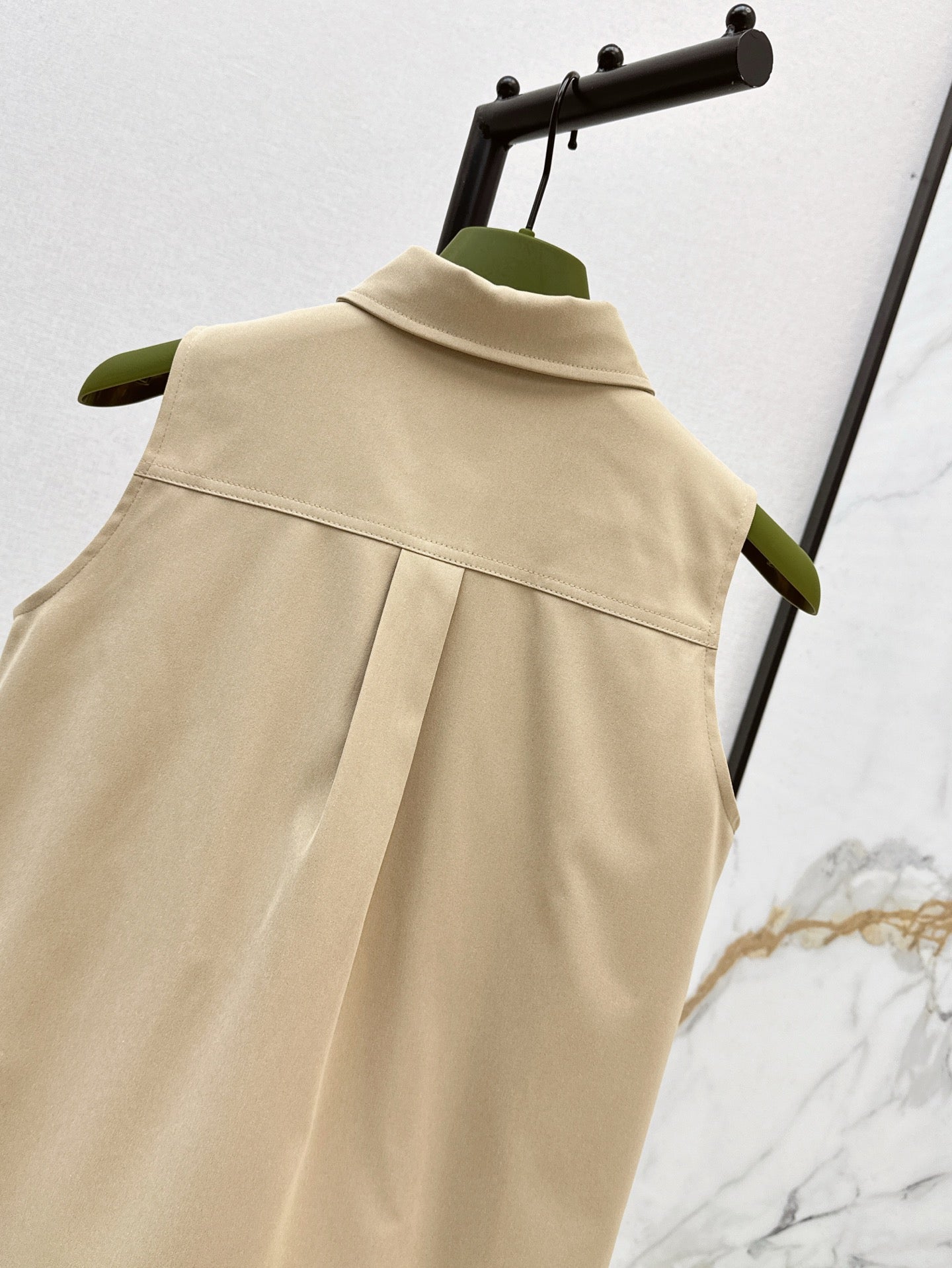 G 25ss sleeveless dress