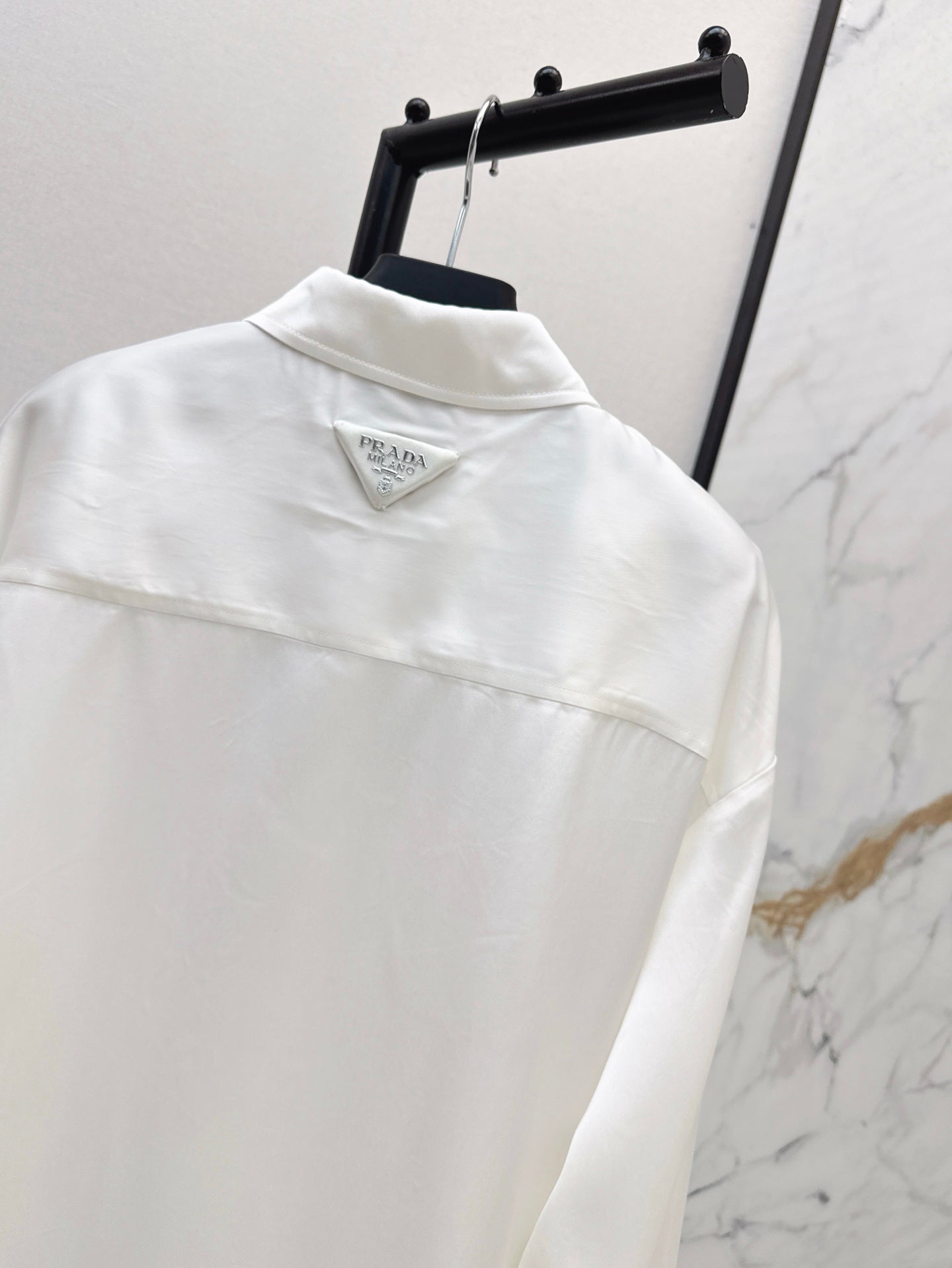 P 25SS saint shirt