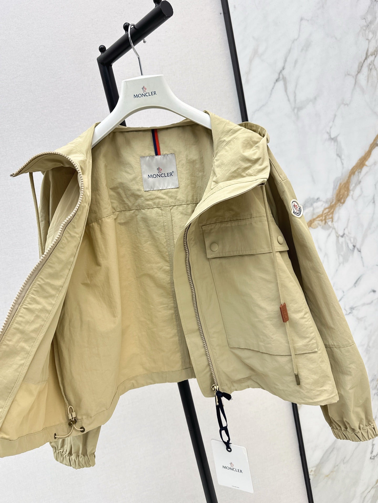 Mo 25ss cargo hooded jacket