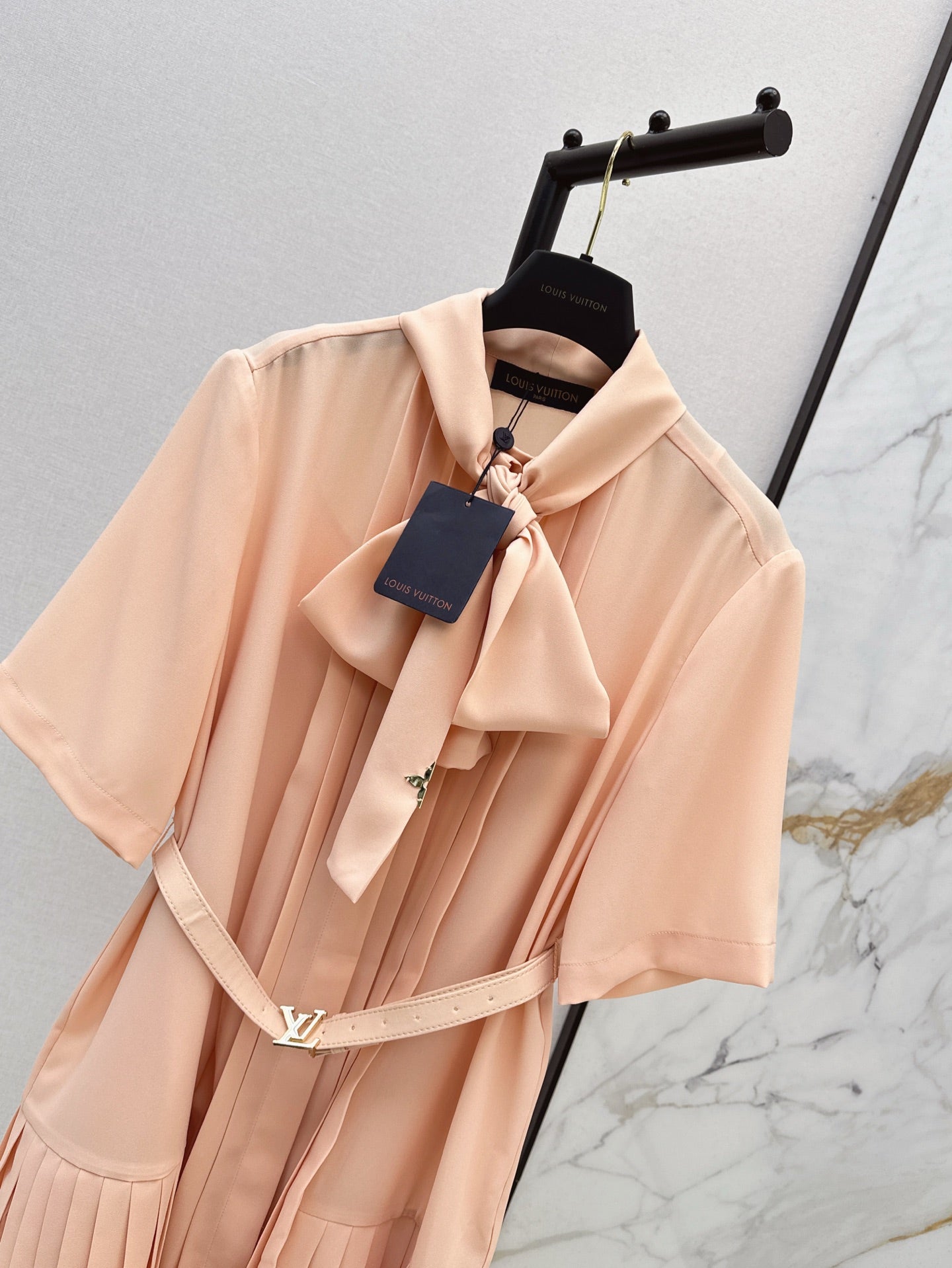 L 25ss ruffle dress
