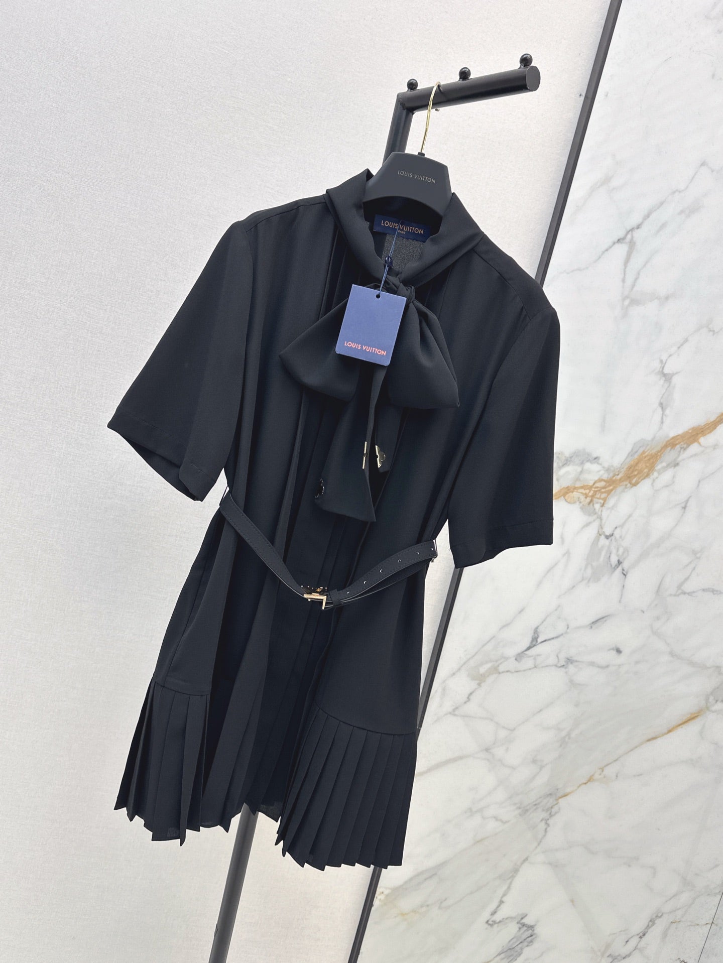 L 25ss ruffle dress