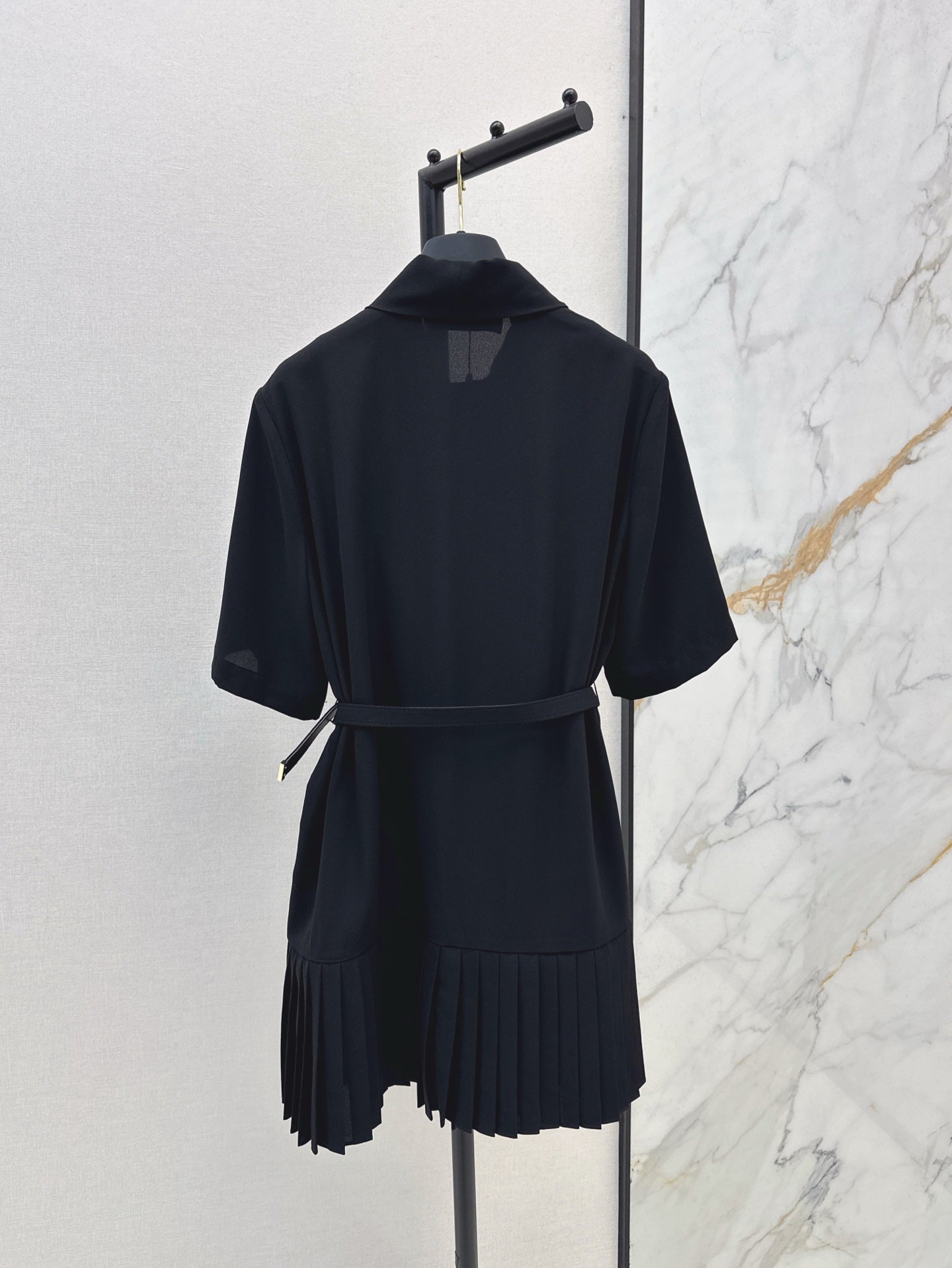 L 25ss ruffle dress
