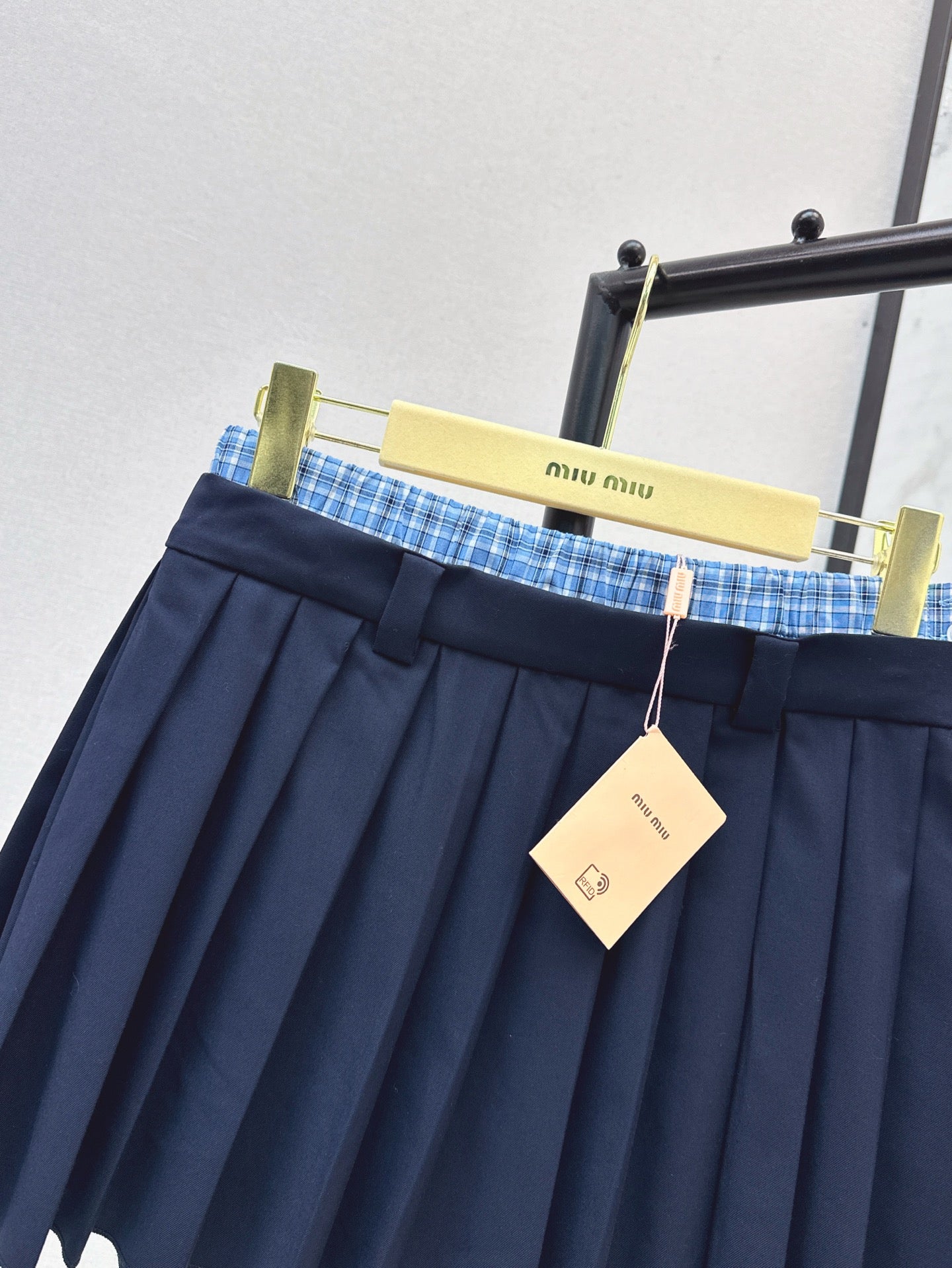 M 25ss pleated skirt