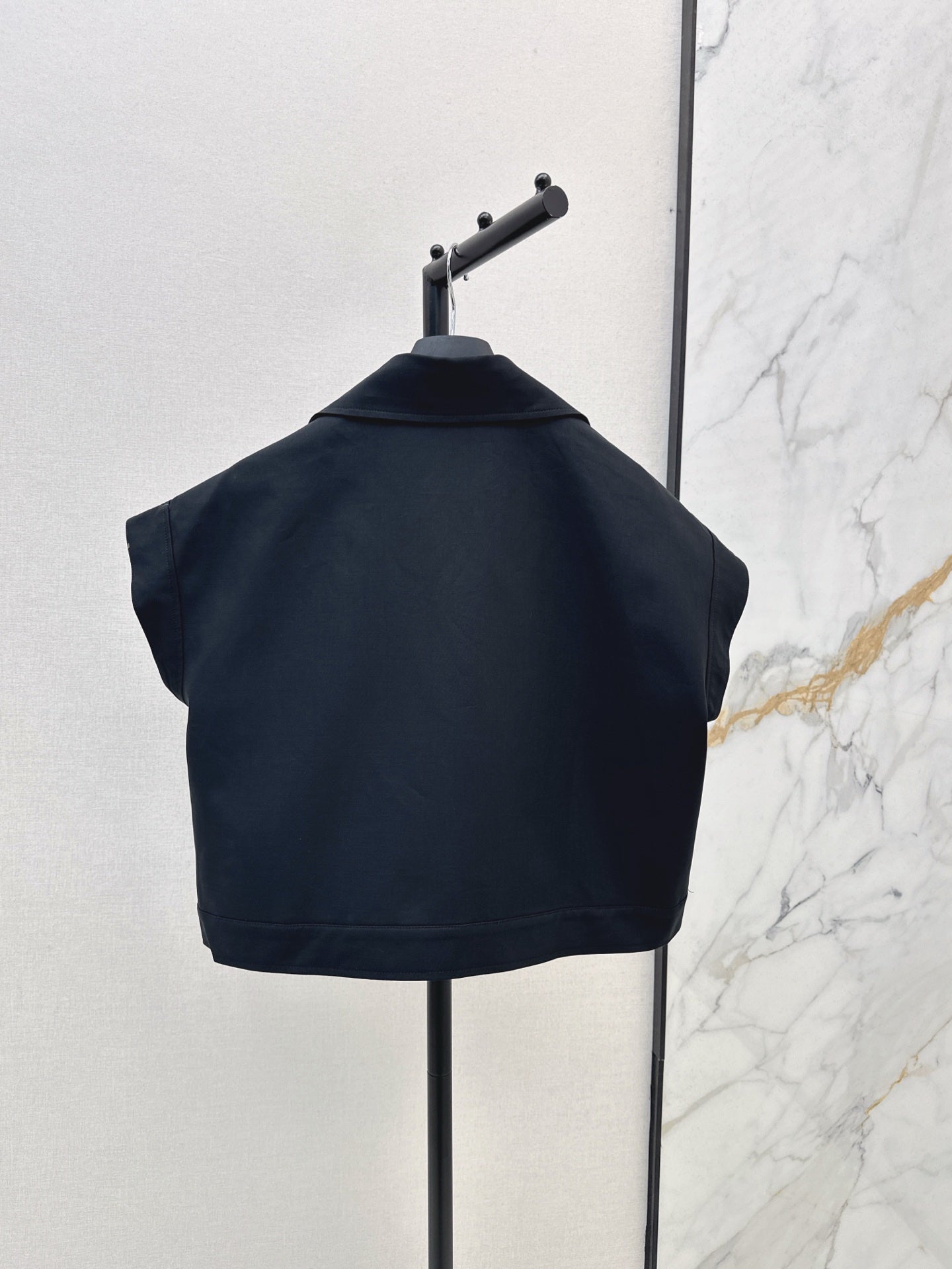 D 25ss sleeveless jacket