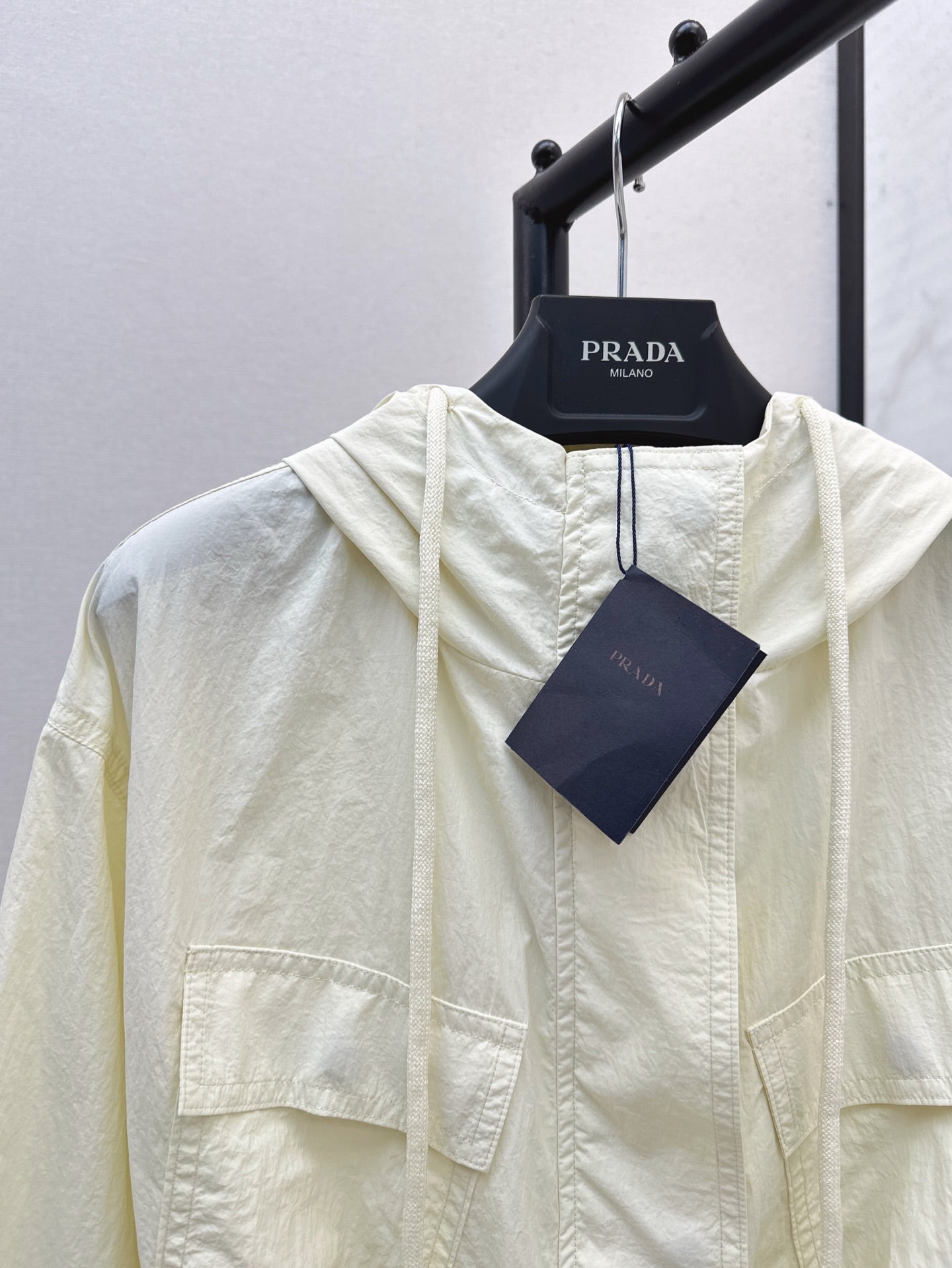 P 25SS hooded jacket
