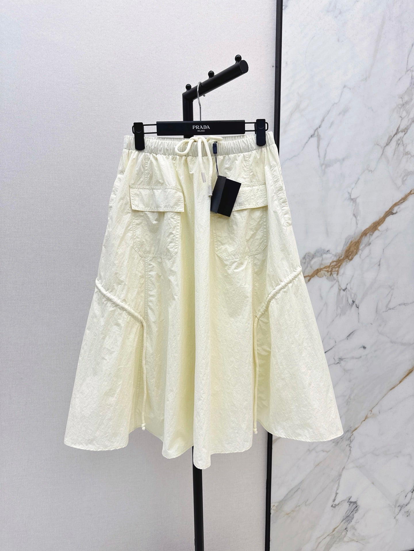 P 25SS skirt