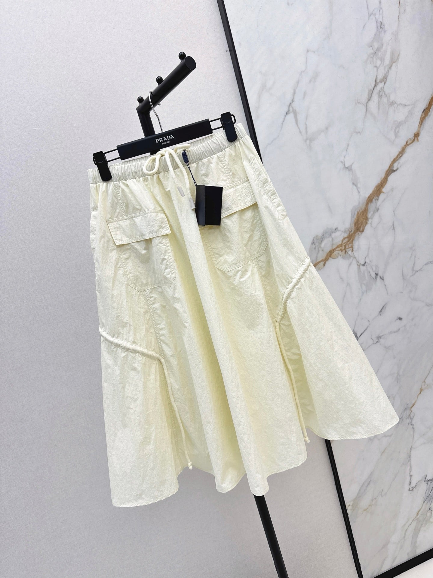 P 25SS skirt