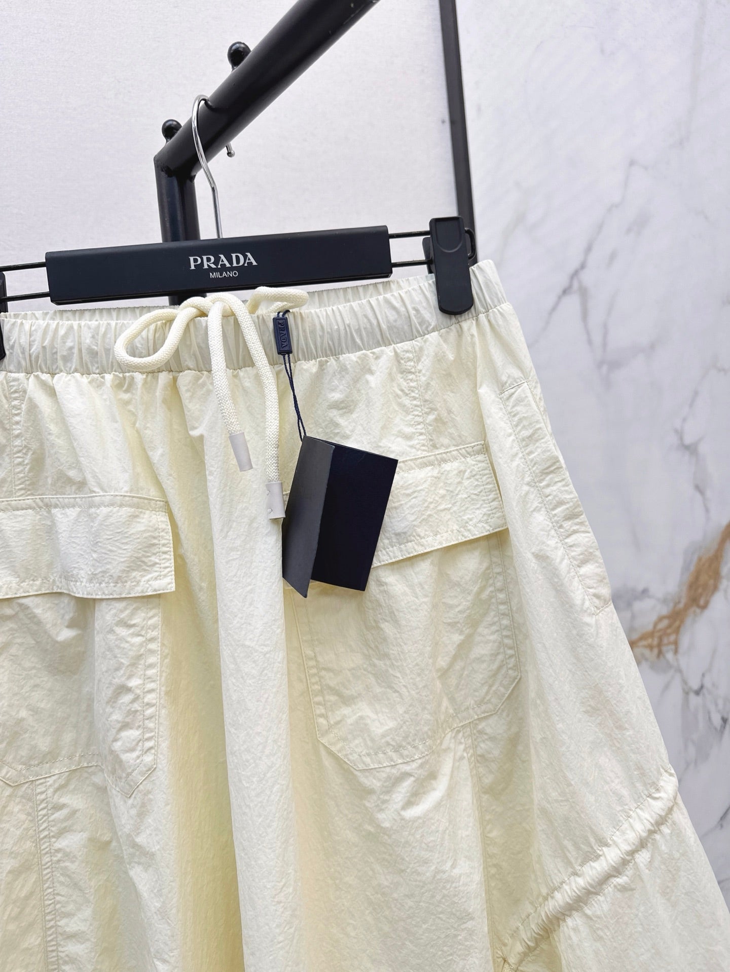 P 25SS skirt