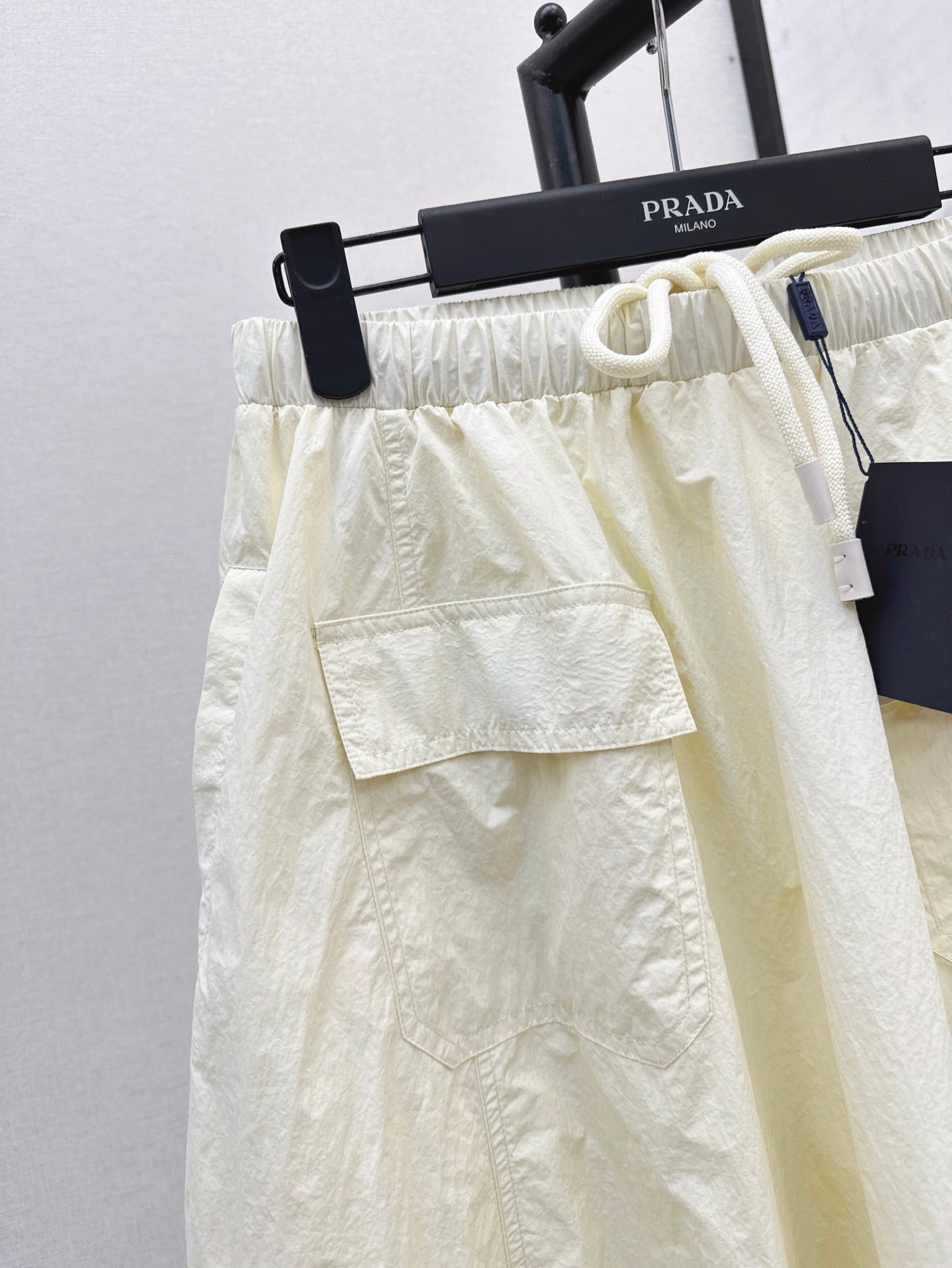 P 25SS skirt