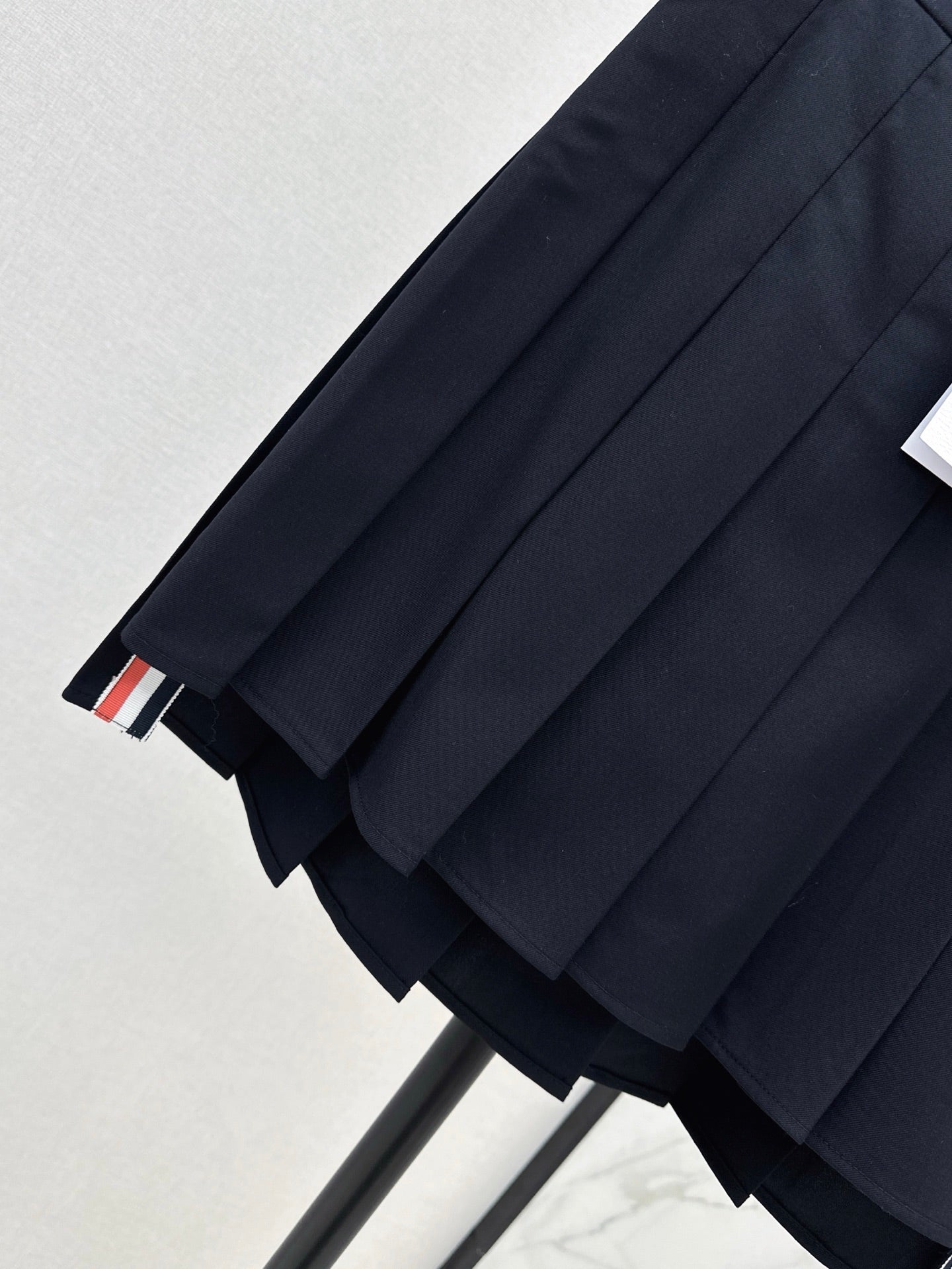 Th 25ss ruffle skirt