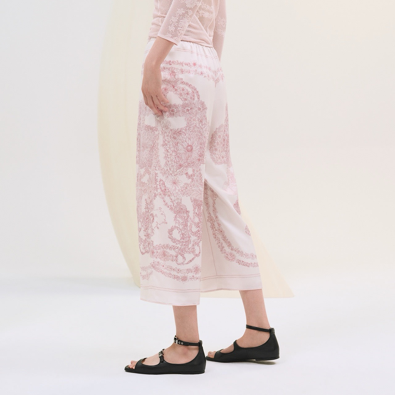 H 25ss Silk pants