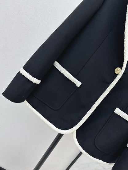 L 25ss embroidered blazer