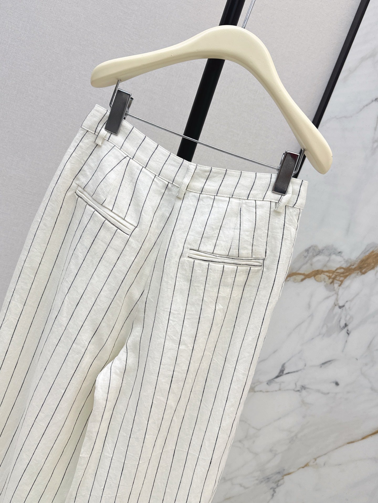 Lo 25ss striped pants