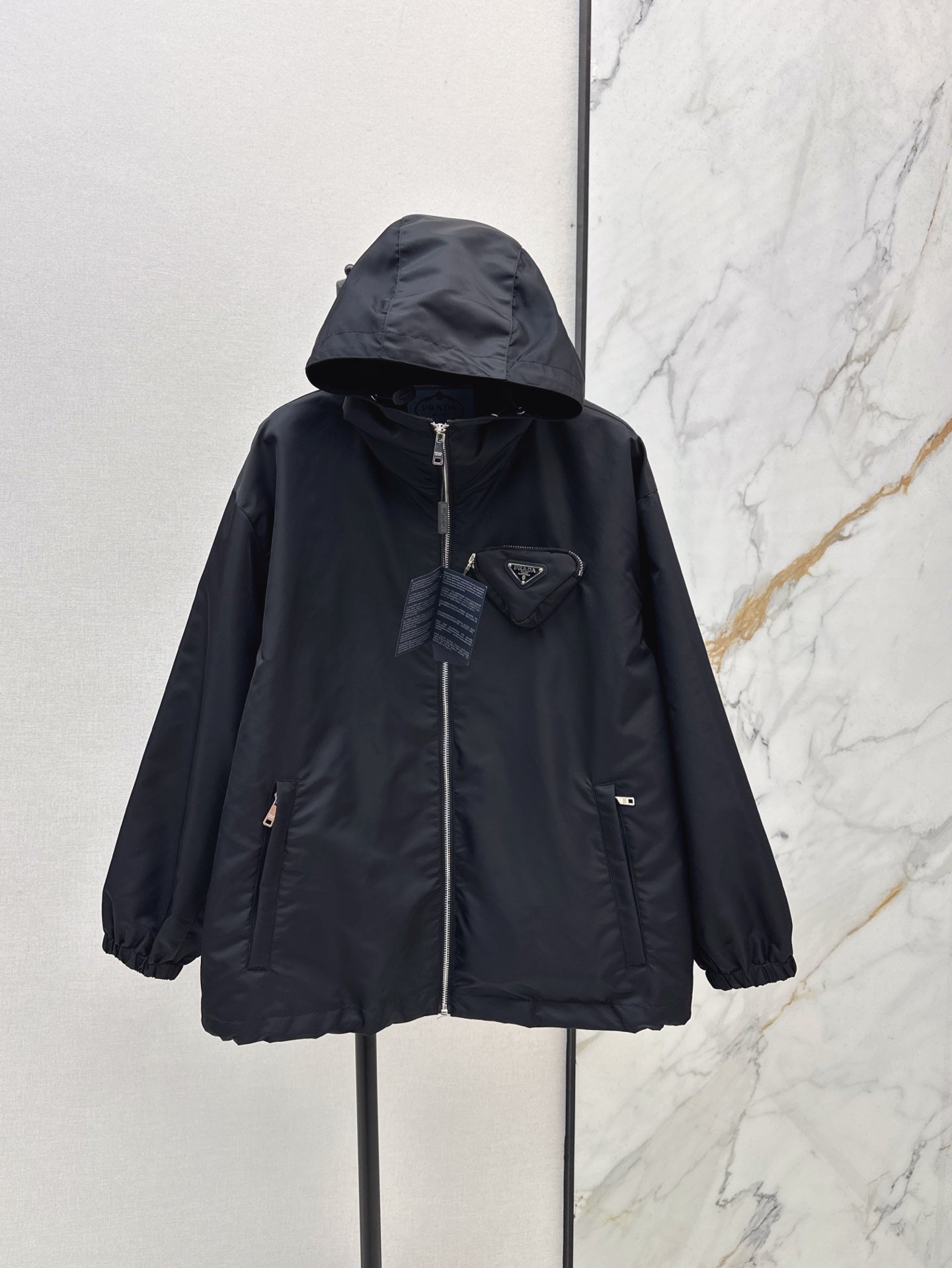 p 25ss hooded jacket