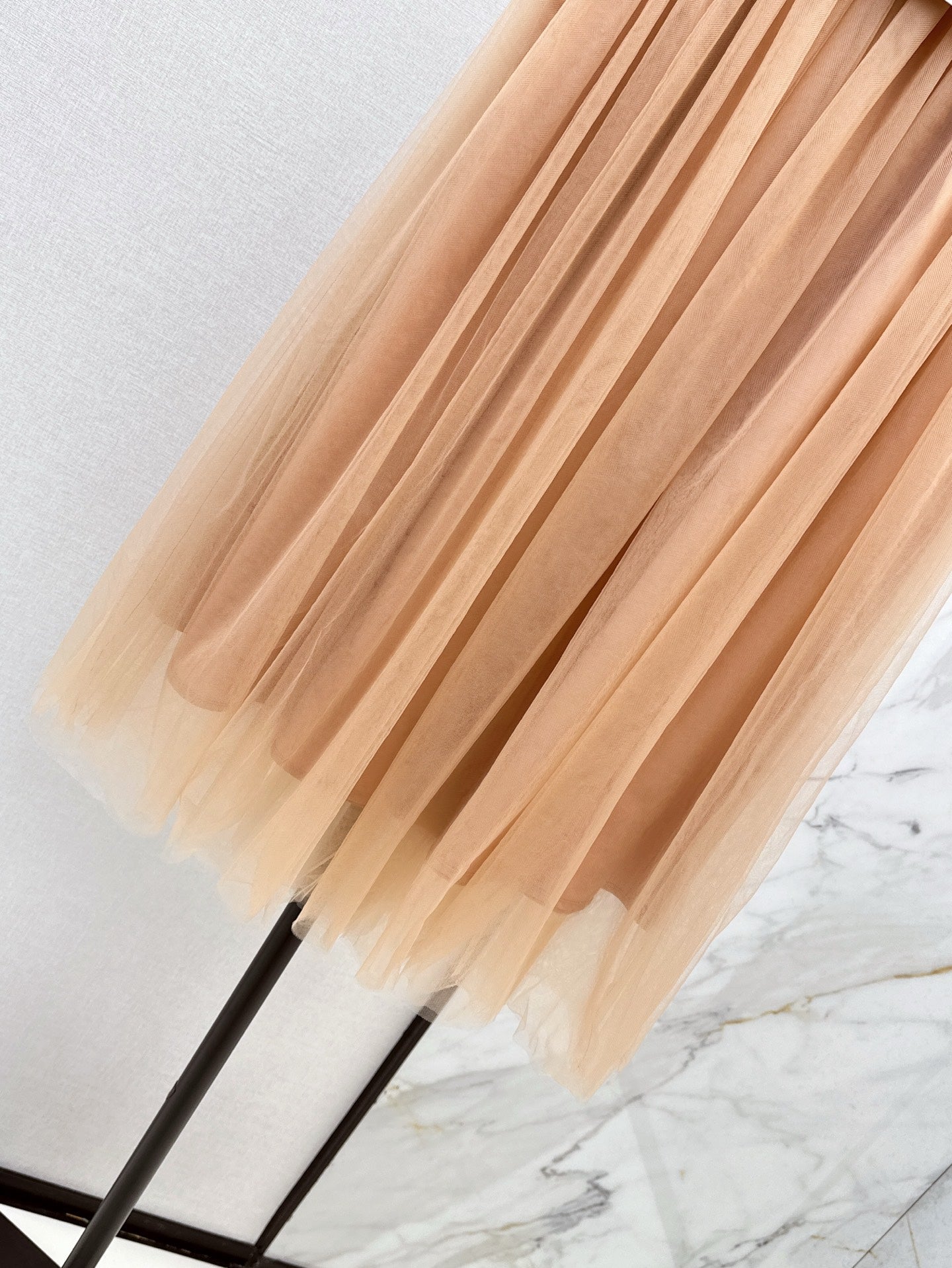 D 25ss ruffle skirt
