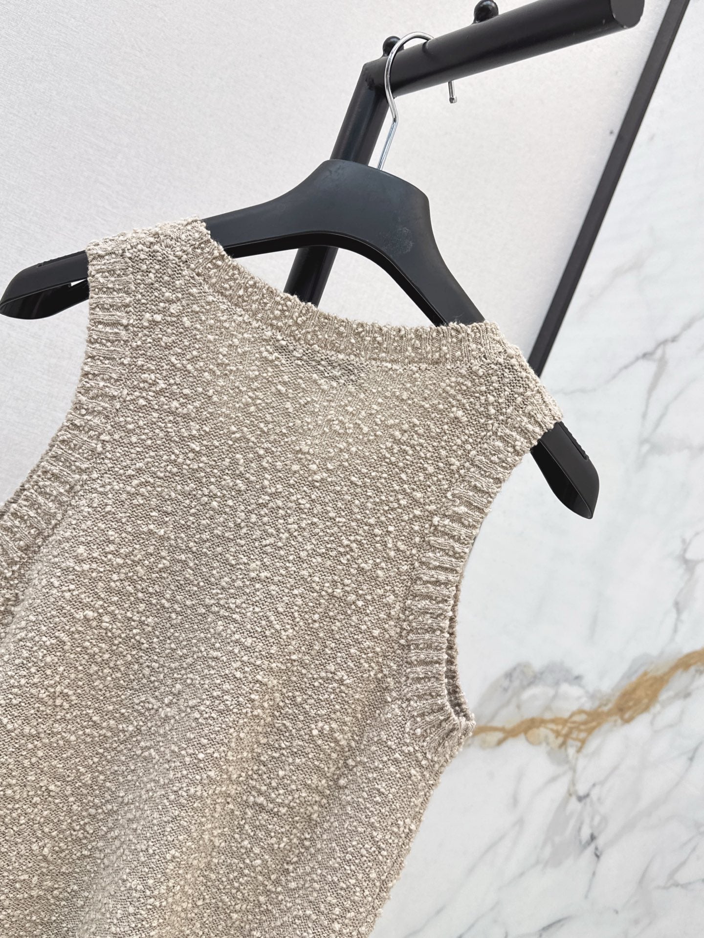 D 25ss knitted vest