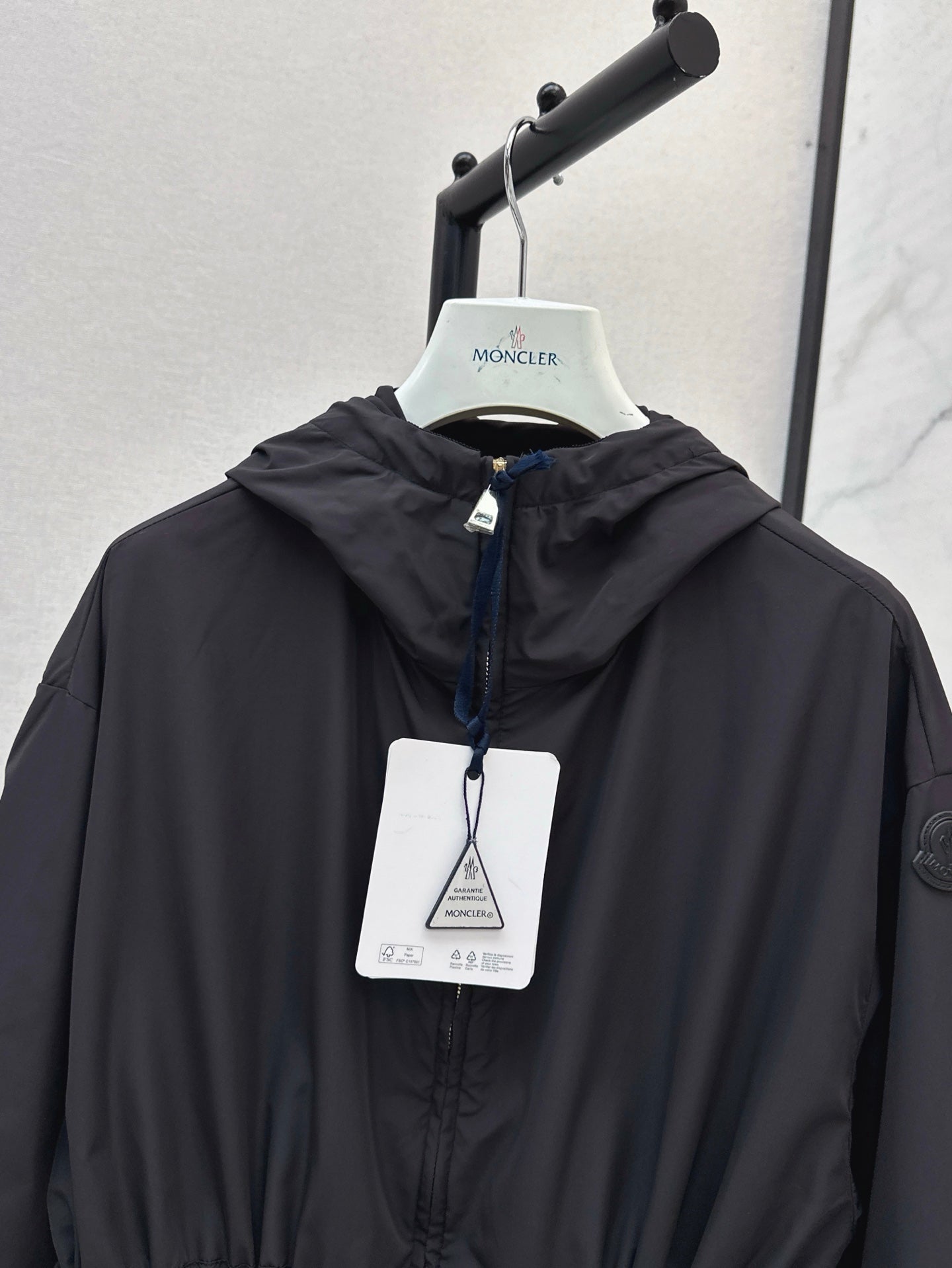 MO 25SS trench coat