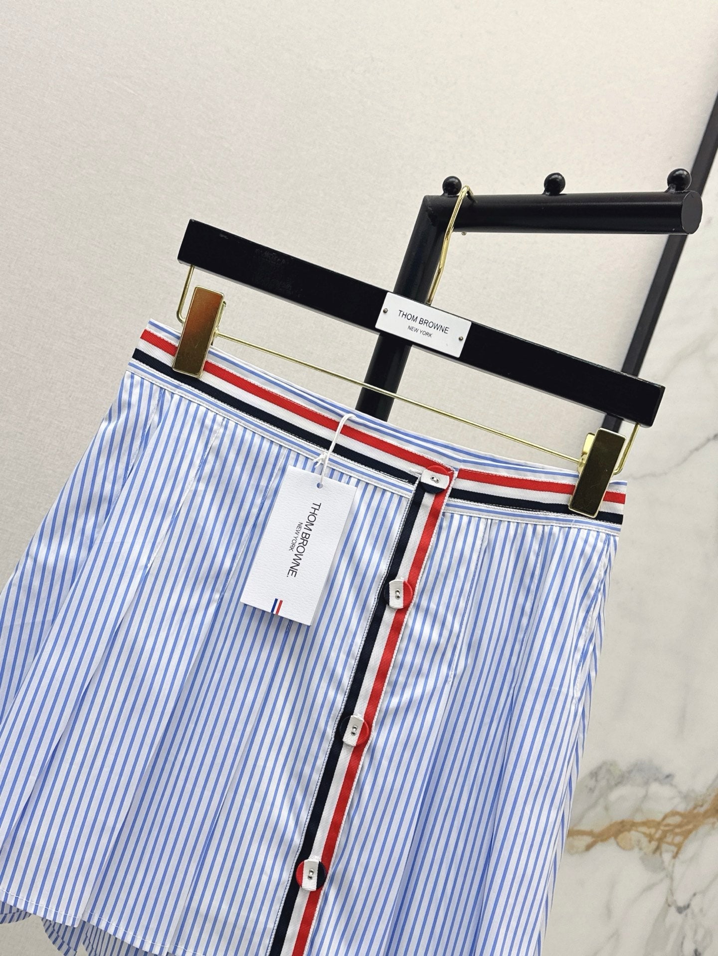Th 25ss pleated skirt