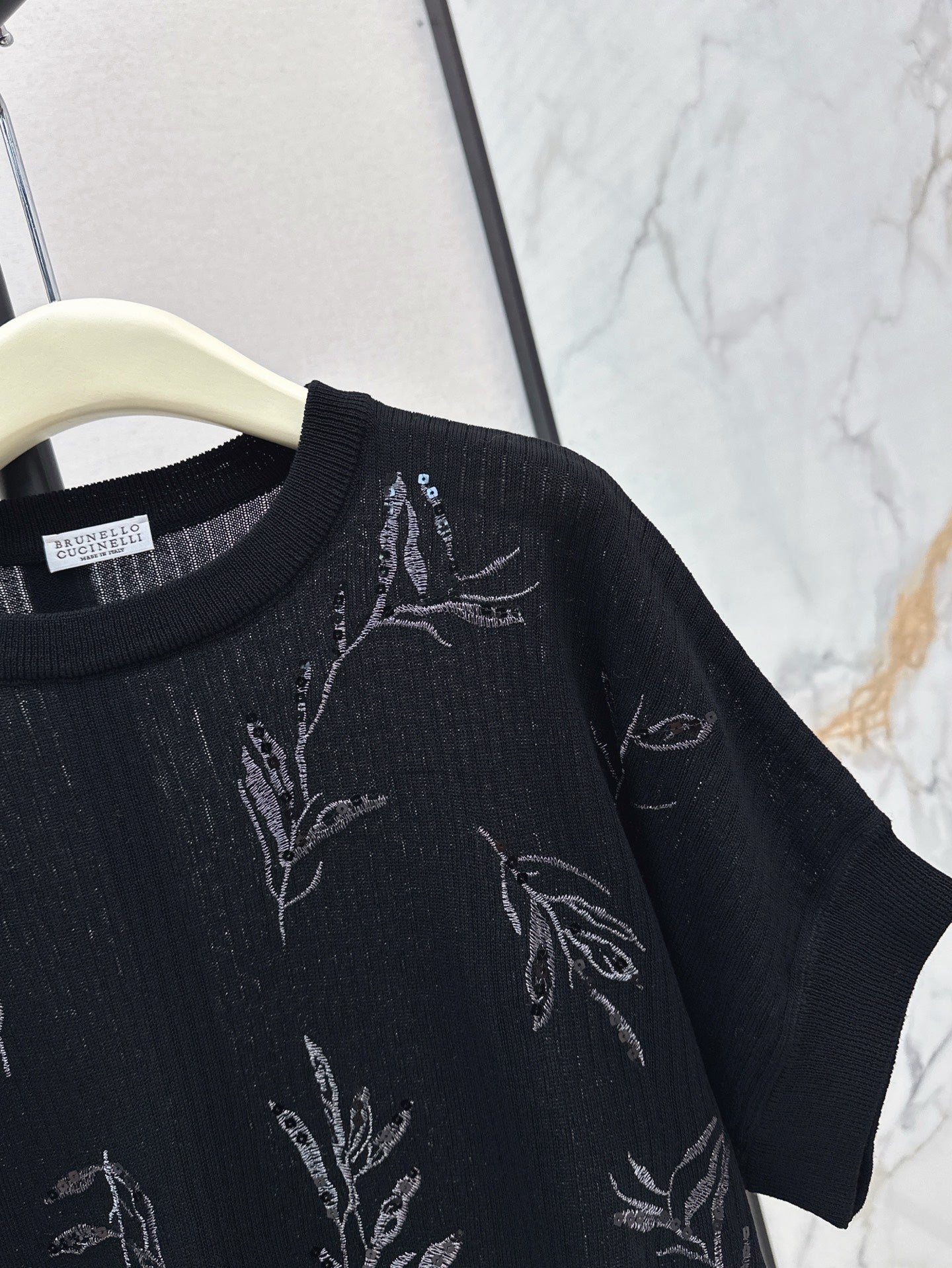 br 25ss beaded t-shirt
