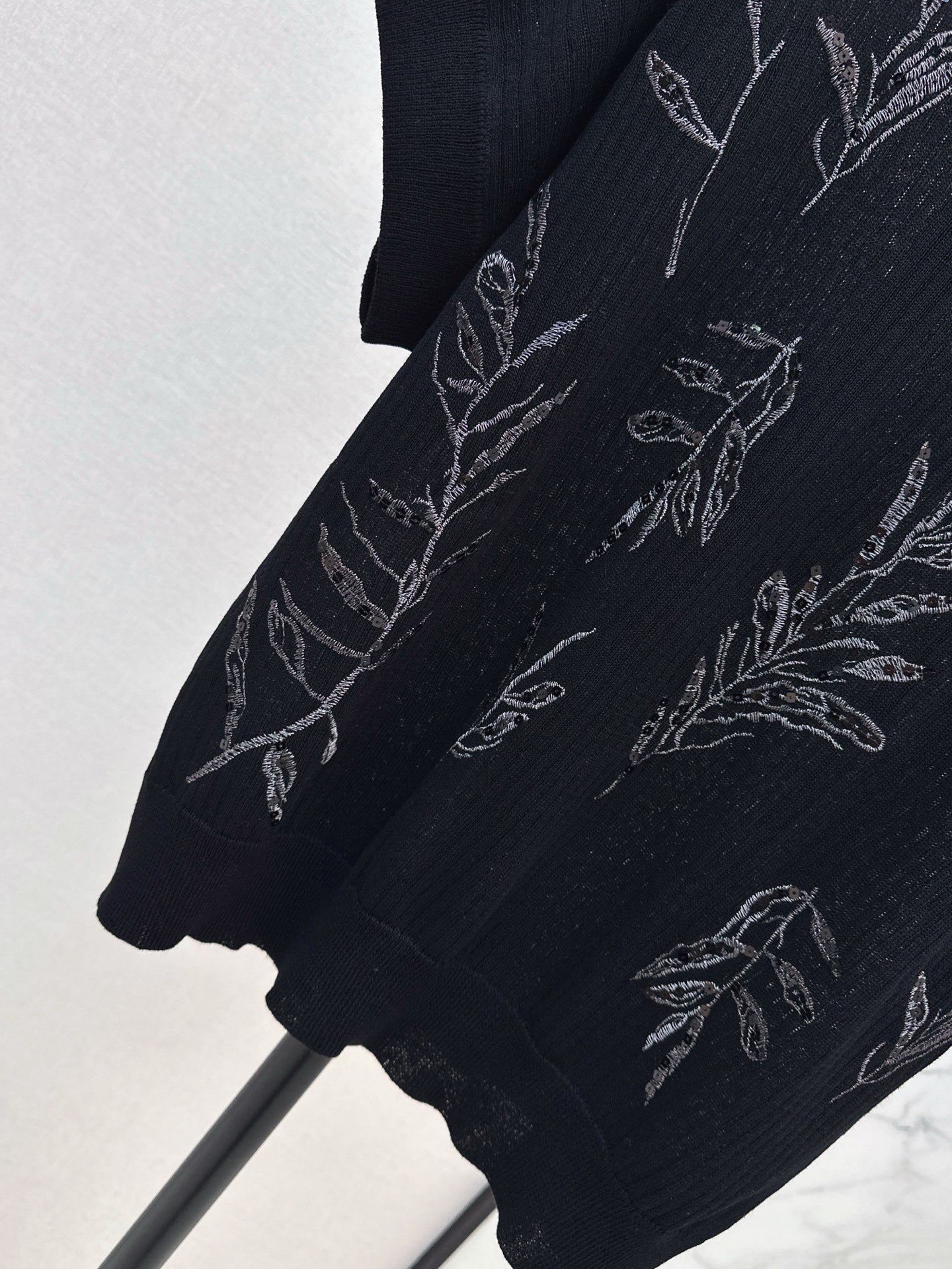 br 25ss beaded t-shirt