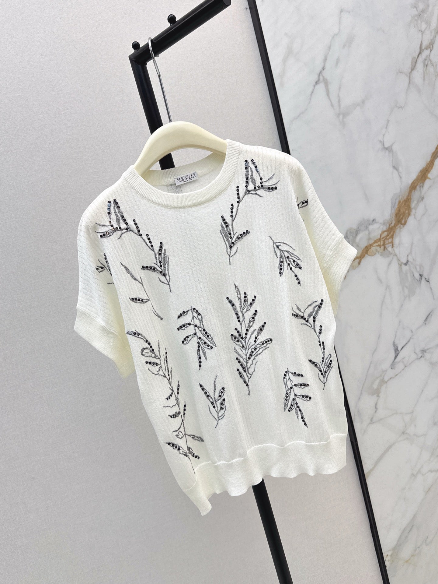 br 25ss beaded t-shirt