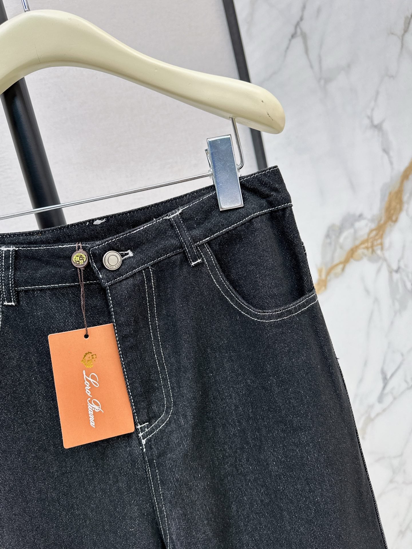 Lo 25ss embroidered jeans