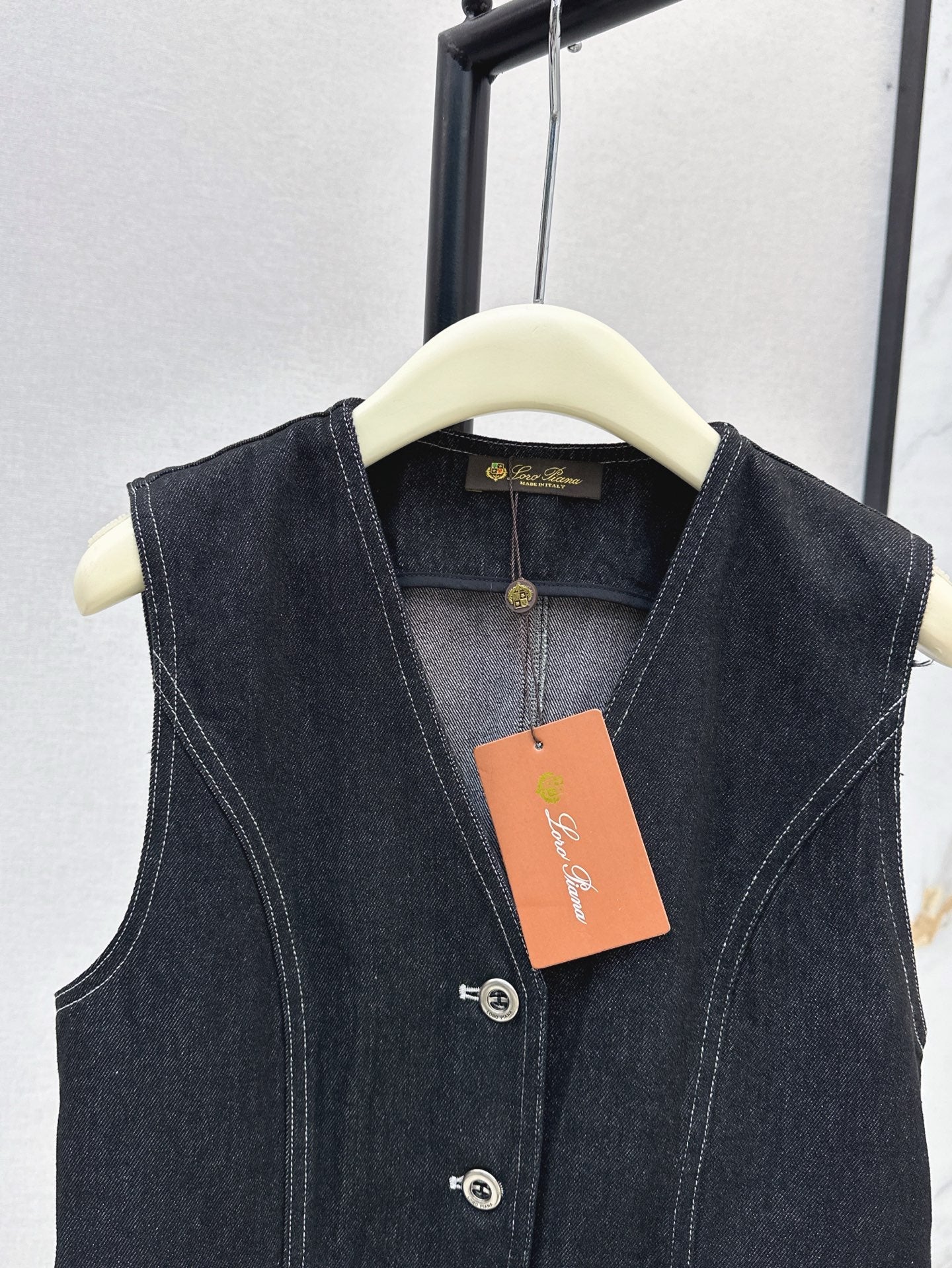 Lo 25ss denim vest