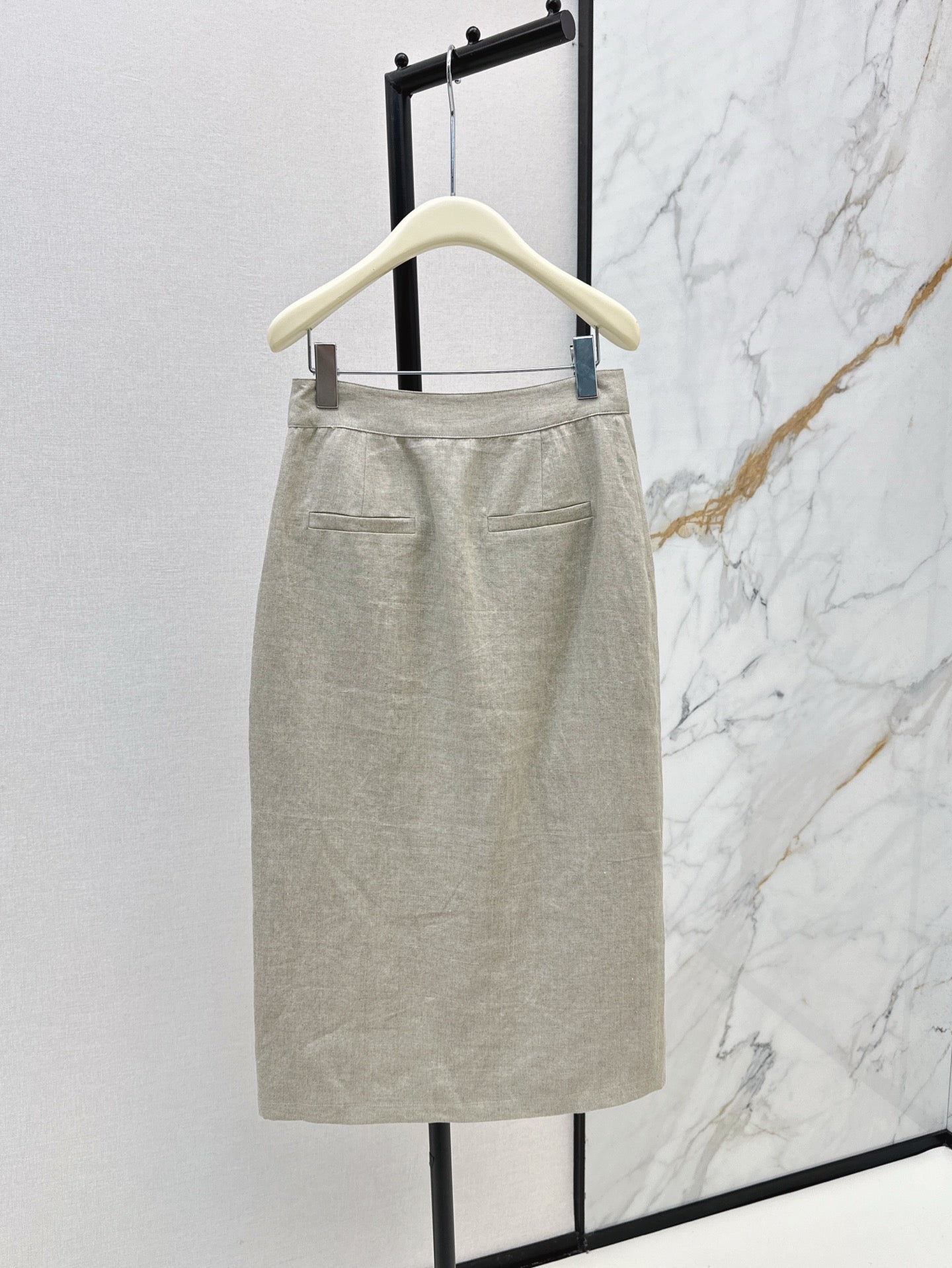 Lo 25ss linen skirt