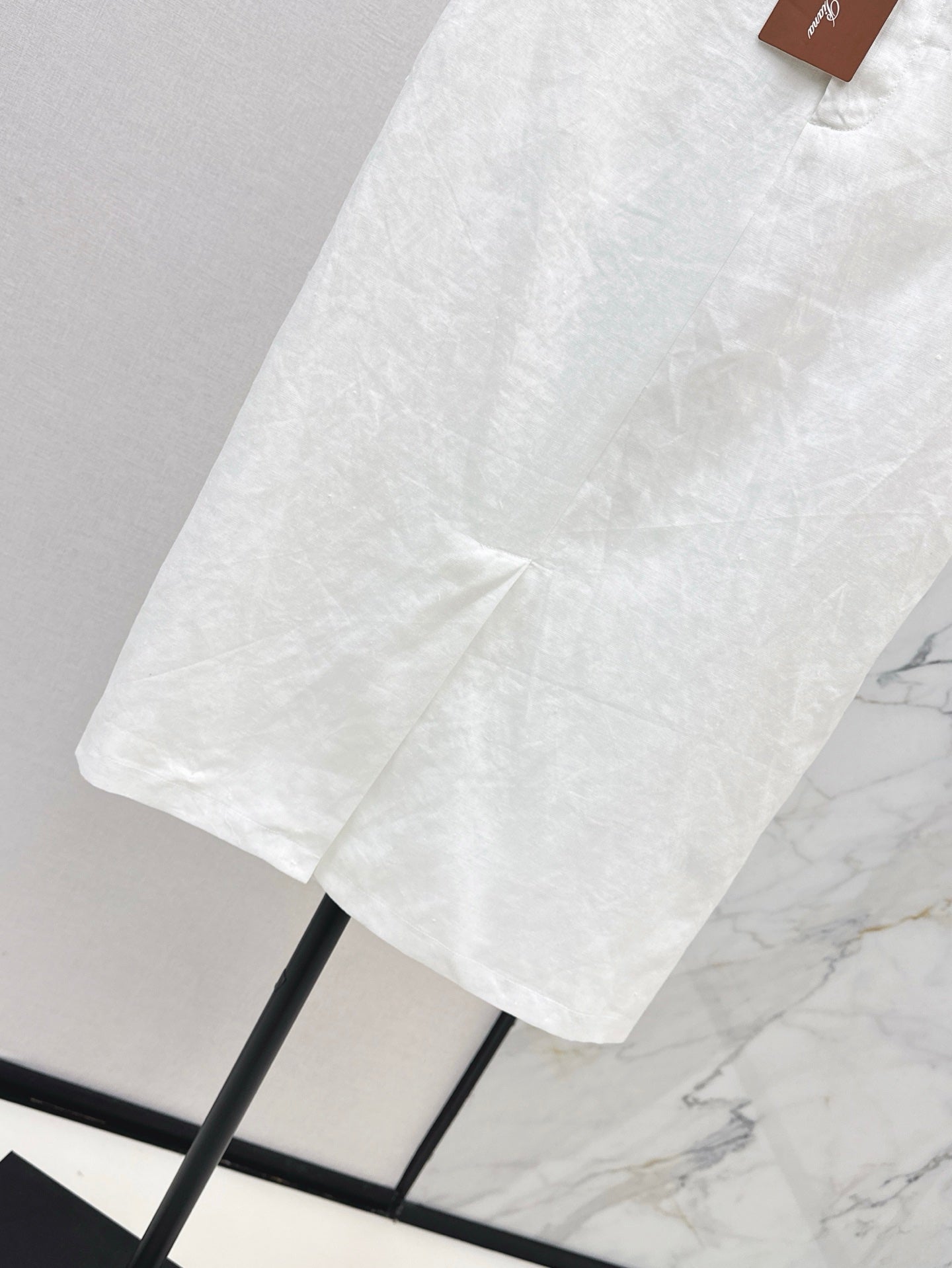 Lo 25ss linen skirt