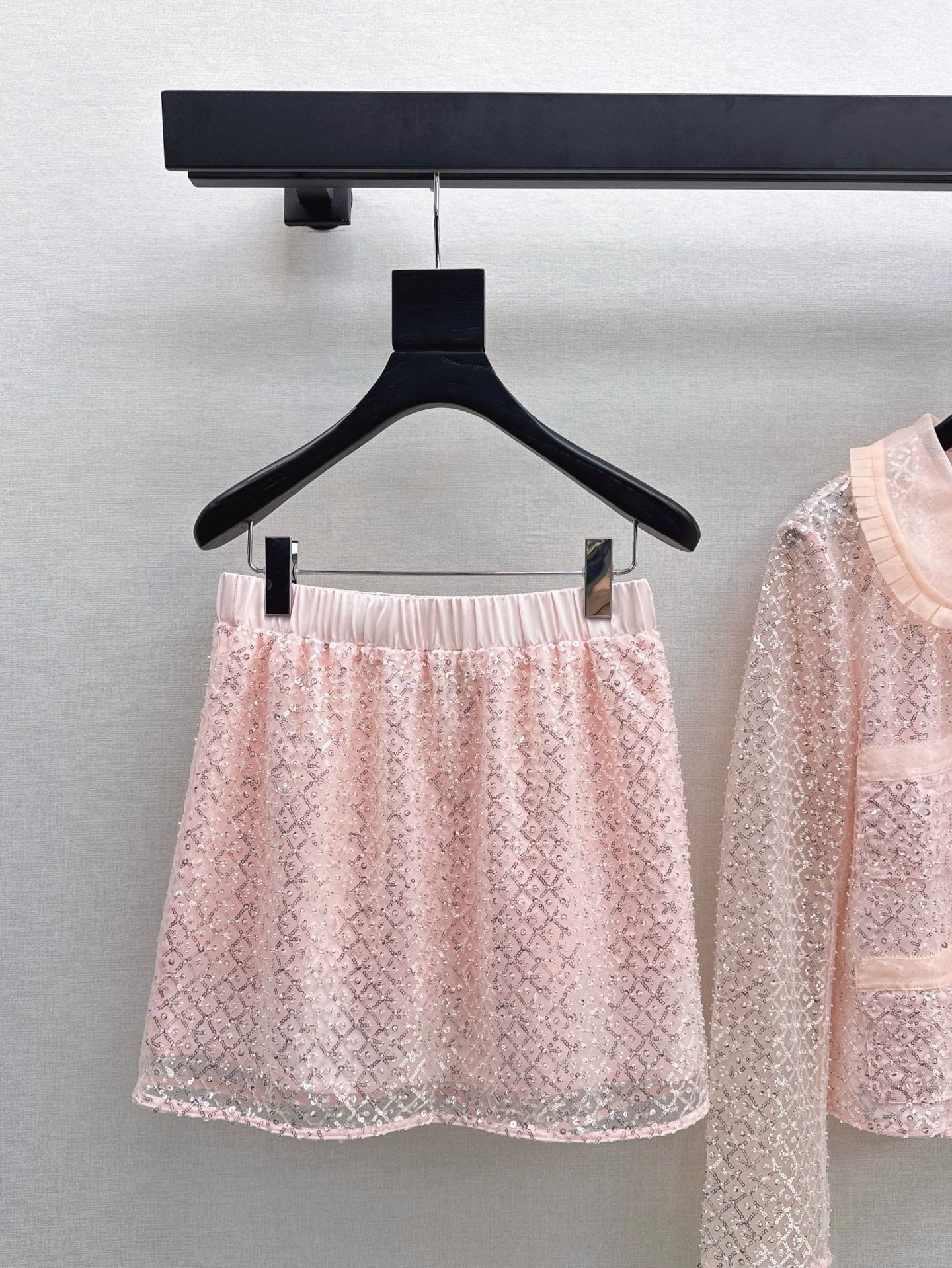 M 25ss beaded set