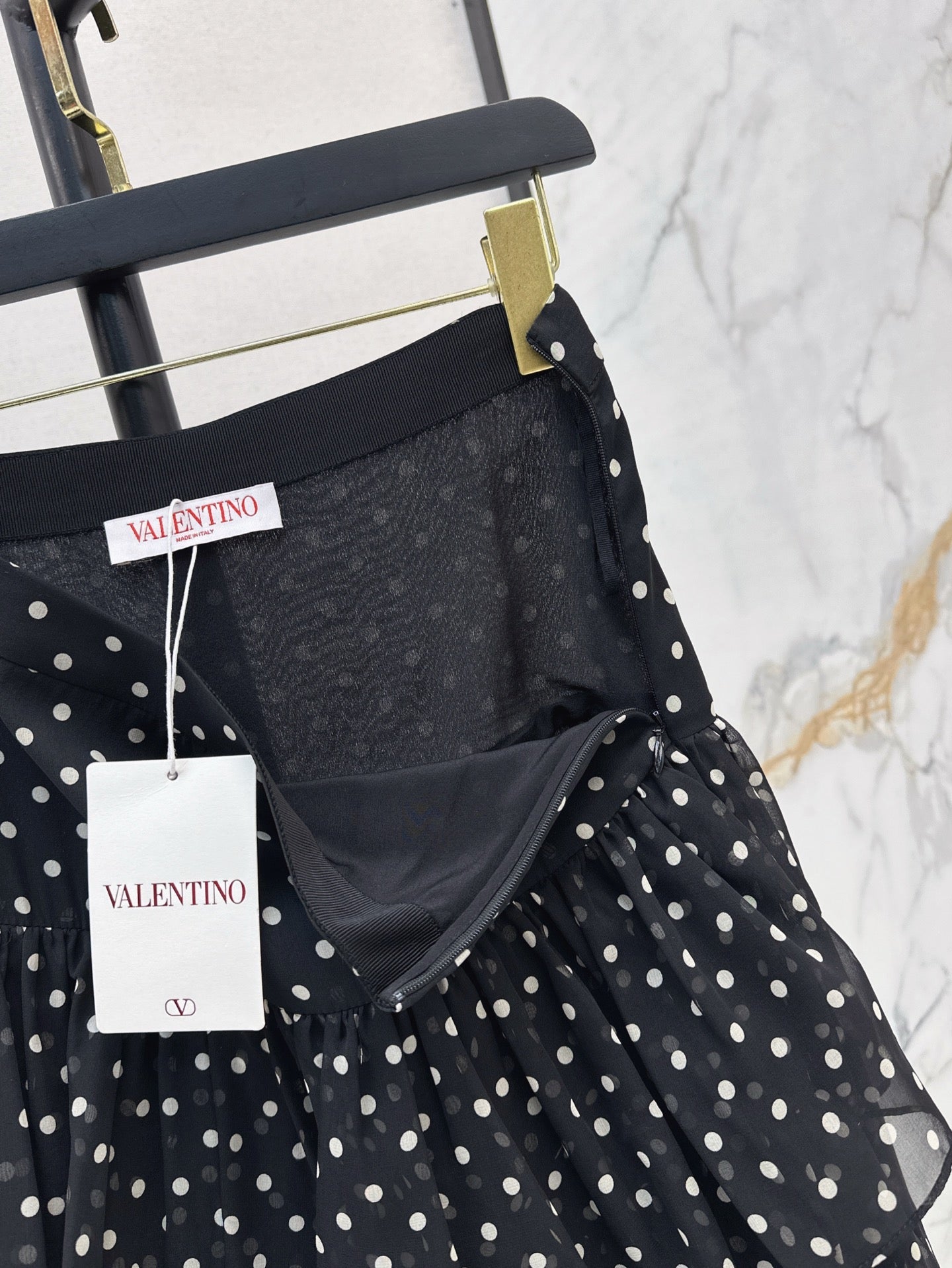Val 25ss silk ruffle skirt