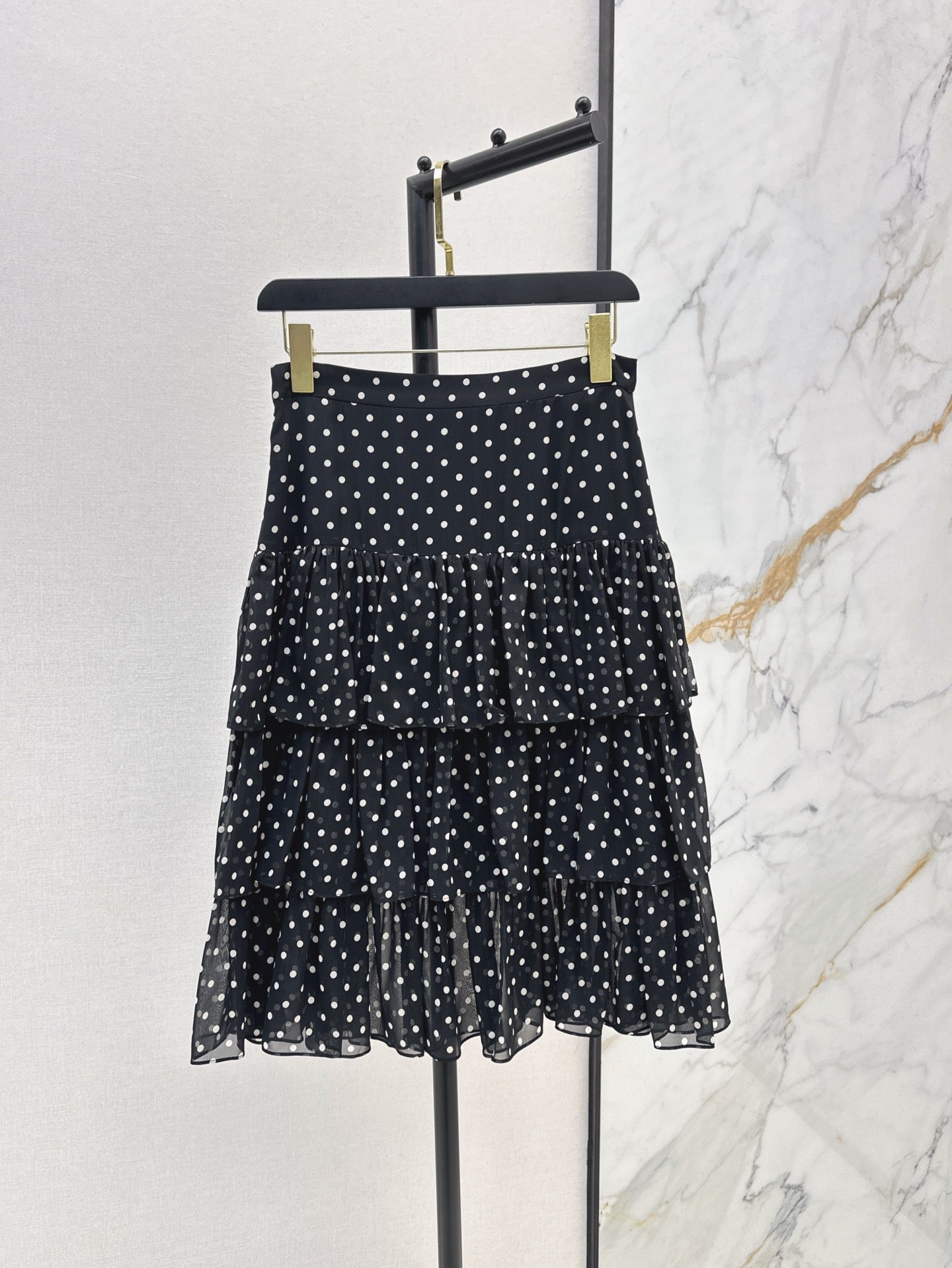 Val 25ss silk ruffle skirt