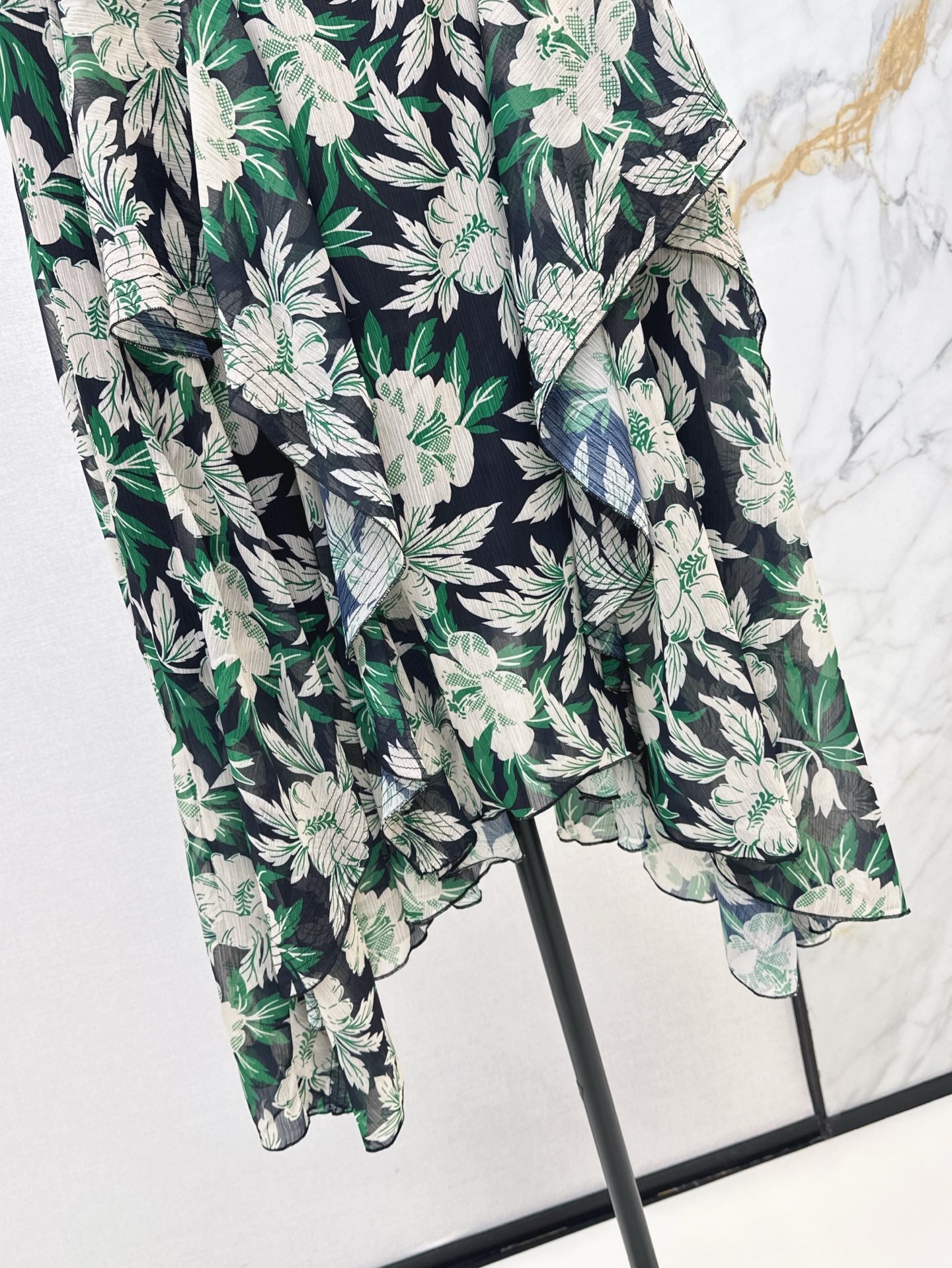 Loe 25ss printed skirt