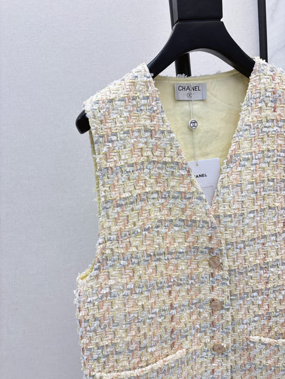 ch 25ss woven vest
