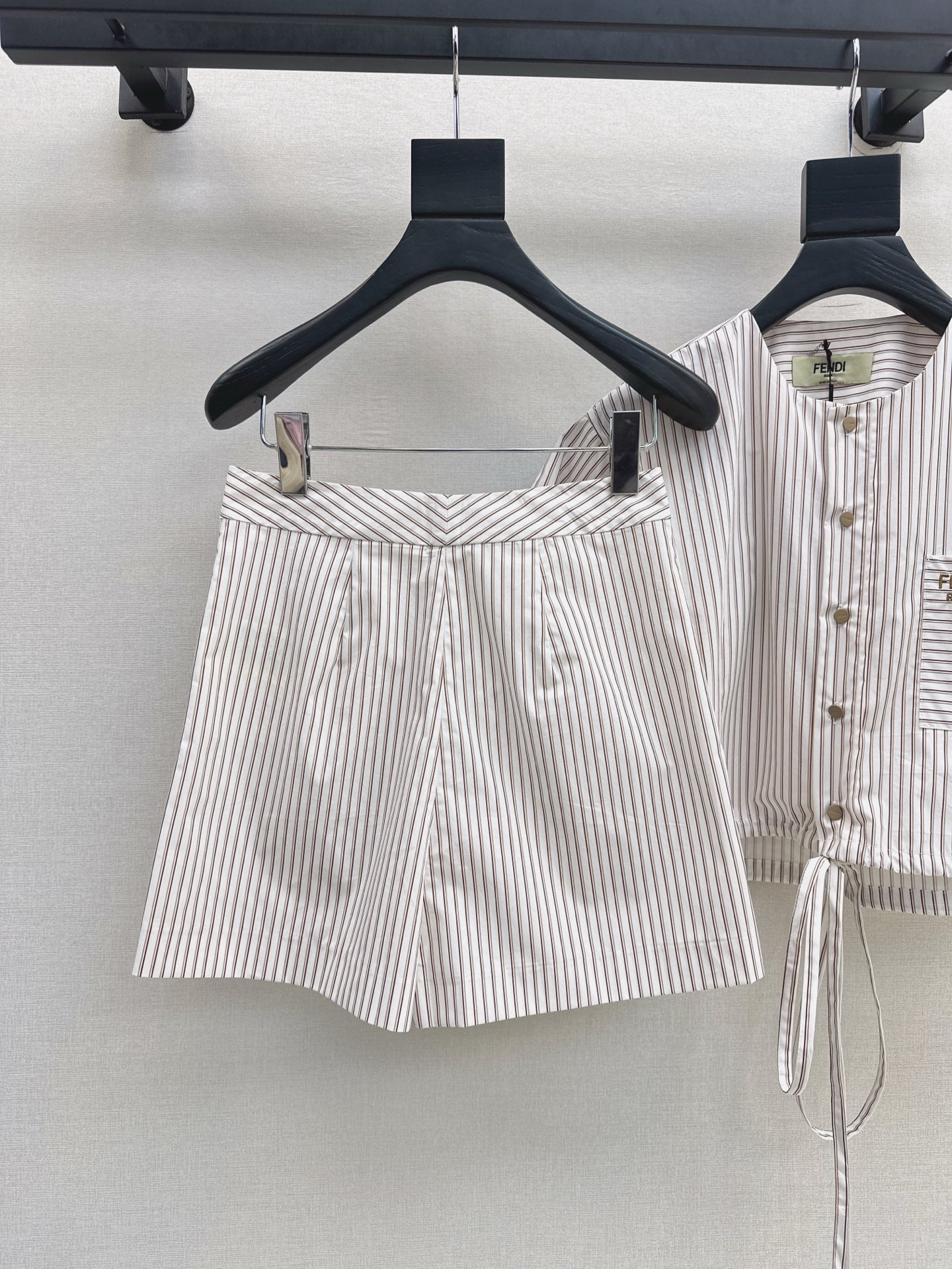 F 25ss drawstring short set